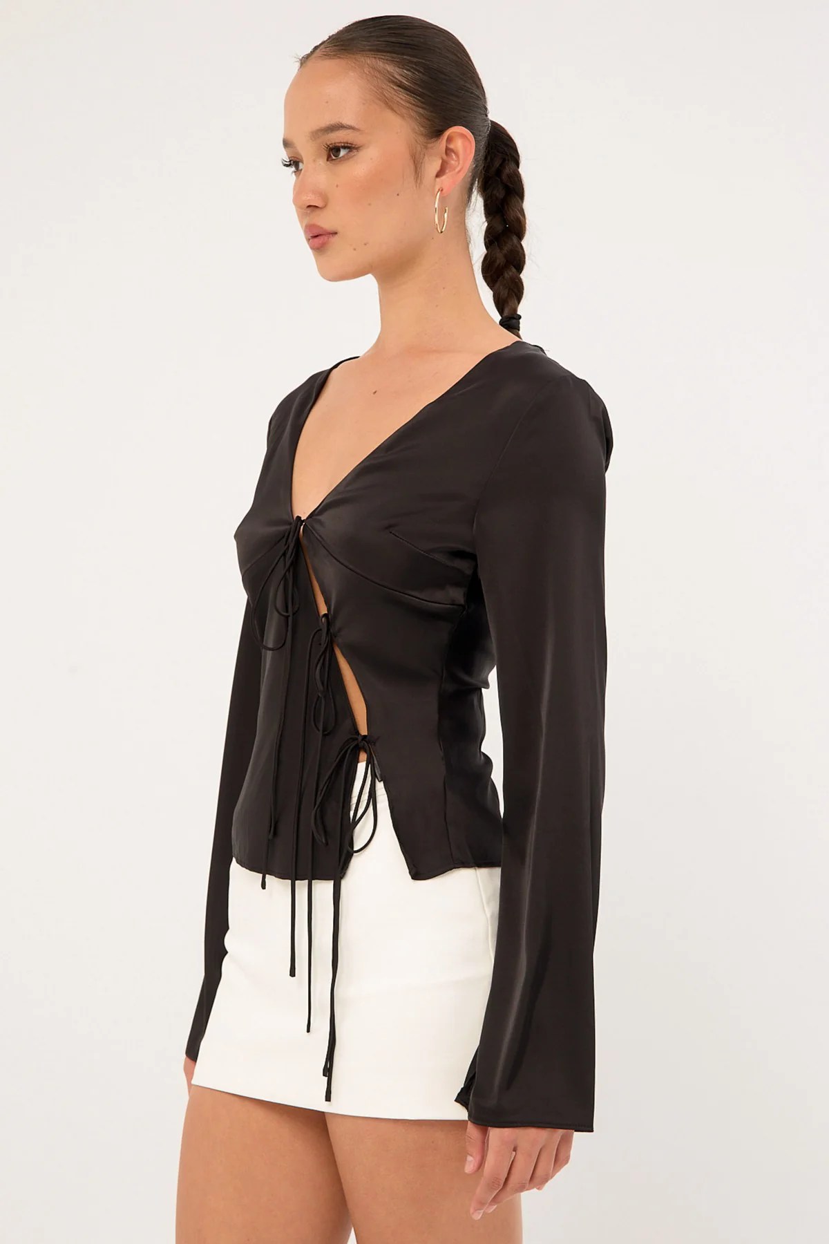 Lioness Mariah Long Sleeve Onyx - Image 2