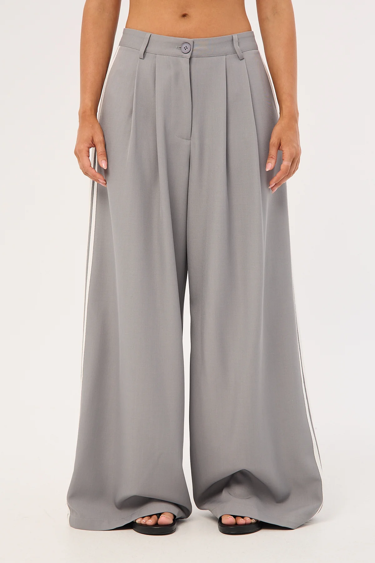 Lioness Serenity Pant Cloud - Image 6