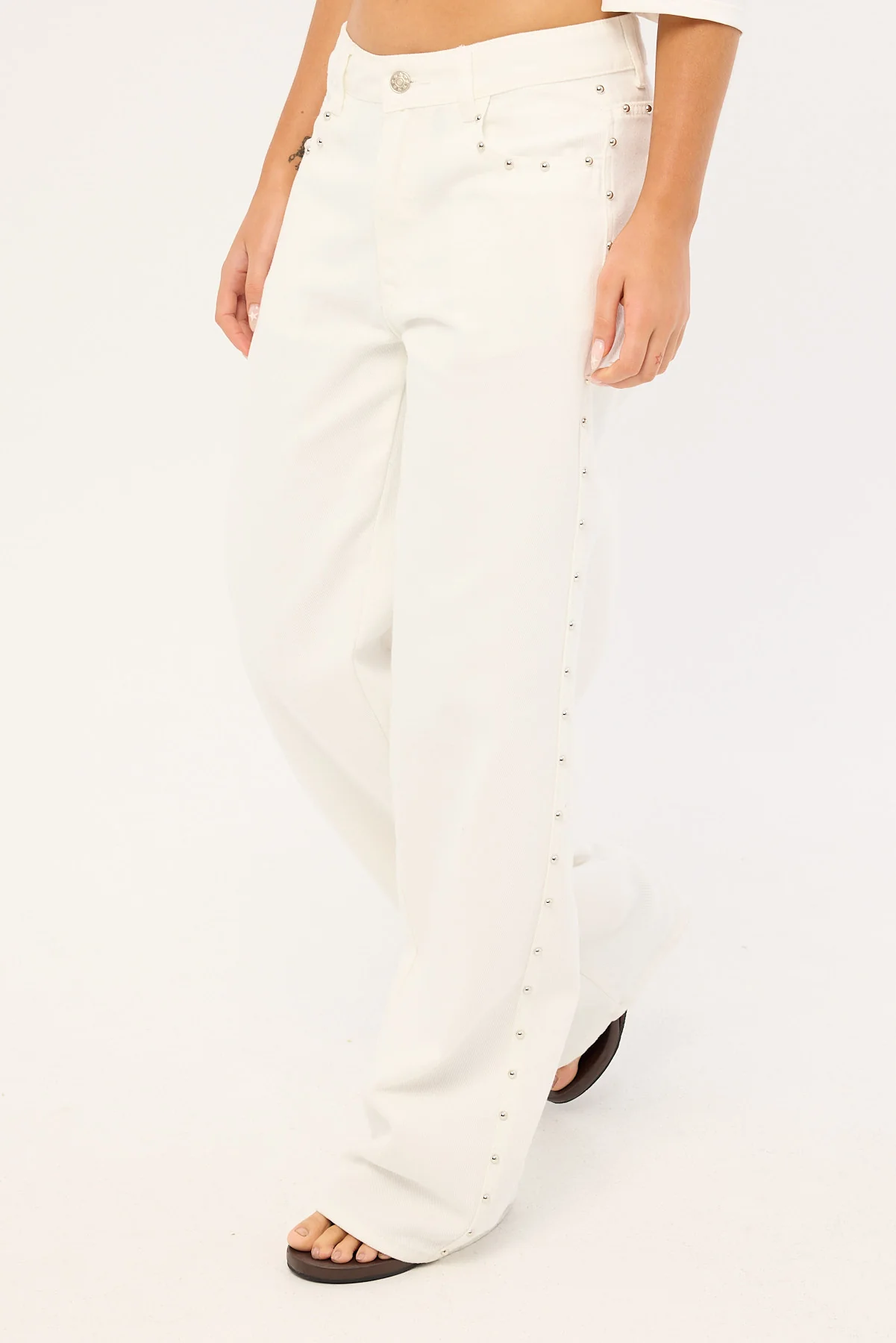 Lioness Top Model Studded Jean Porcelain - Image 3