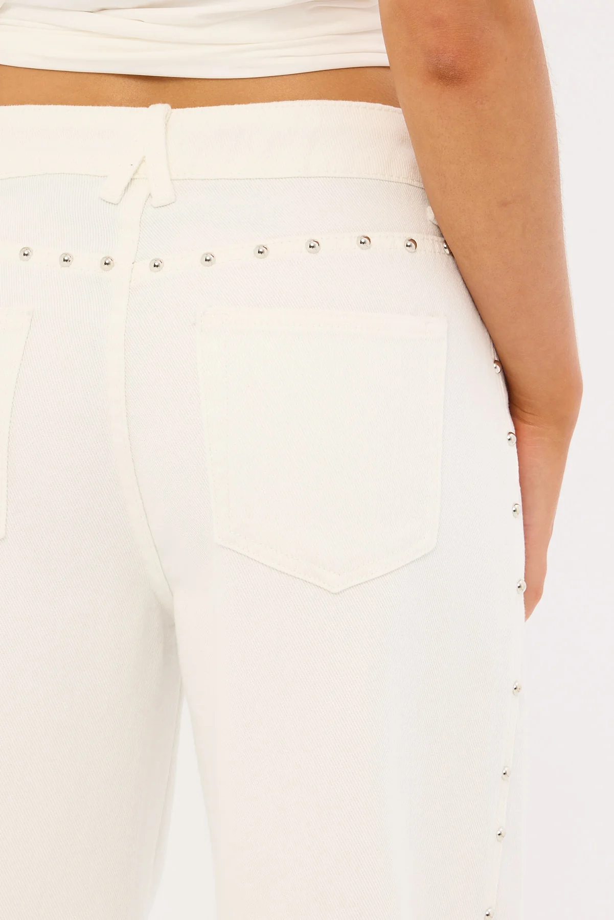 Lioness Top Model Studded Jean Porcelain - Image 6
