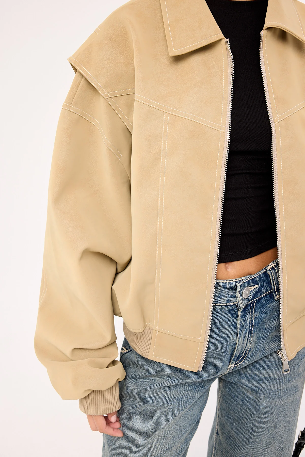 Lioness Vista Bomber Latte - Image 5
