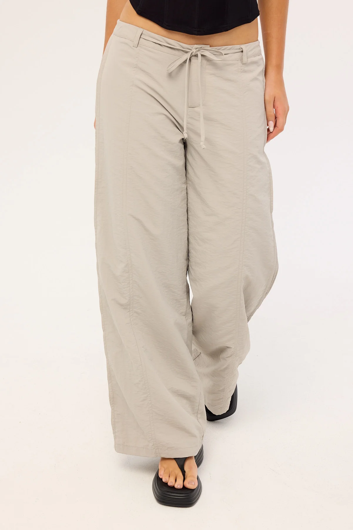 Luck & Trouble Briar Low rise Wide Leg Pant Grey - Image 2