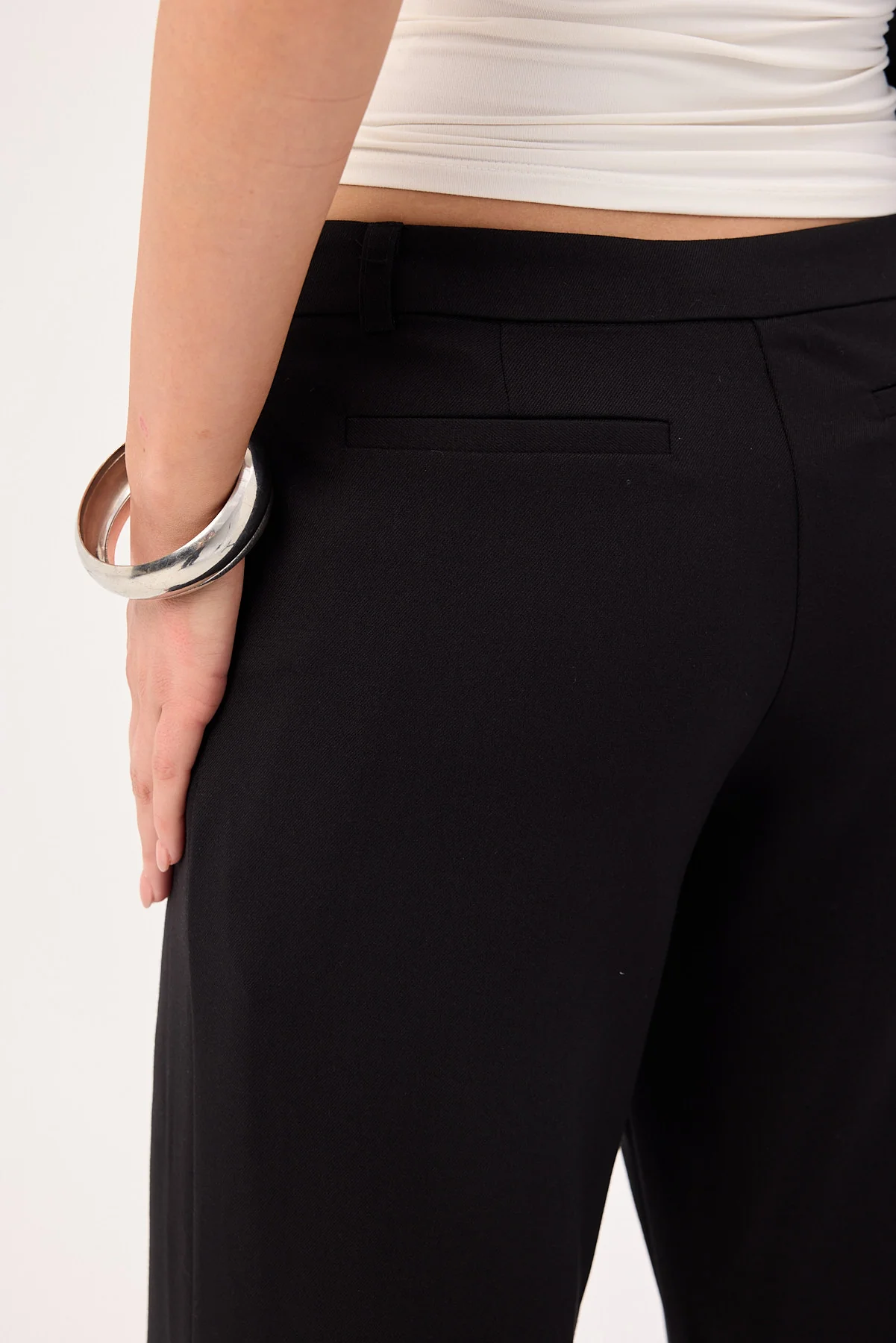 Luck & Trouble Flexa Low Rise Pant Black - Image 7