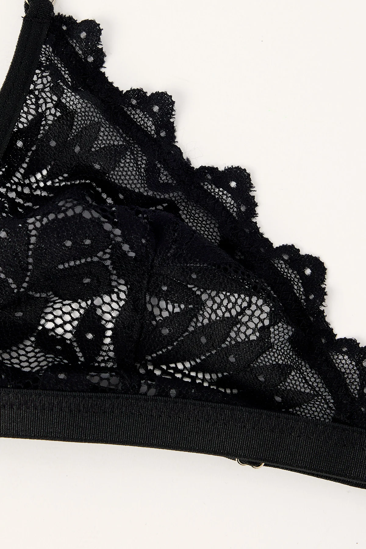 Luck & Trouble Isa Lace Bralette Black - Image 2