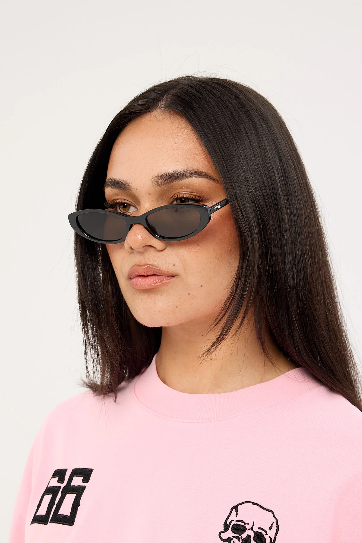 Otra Lulu Black - Image 2