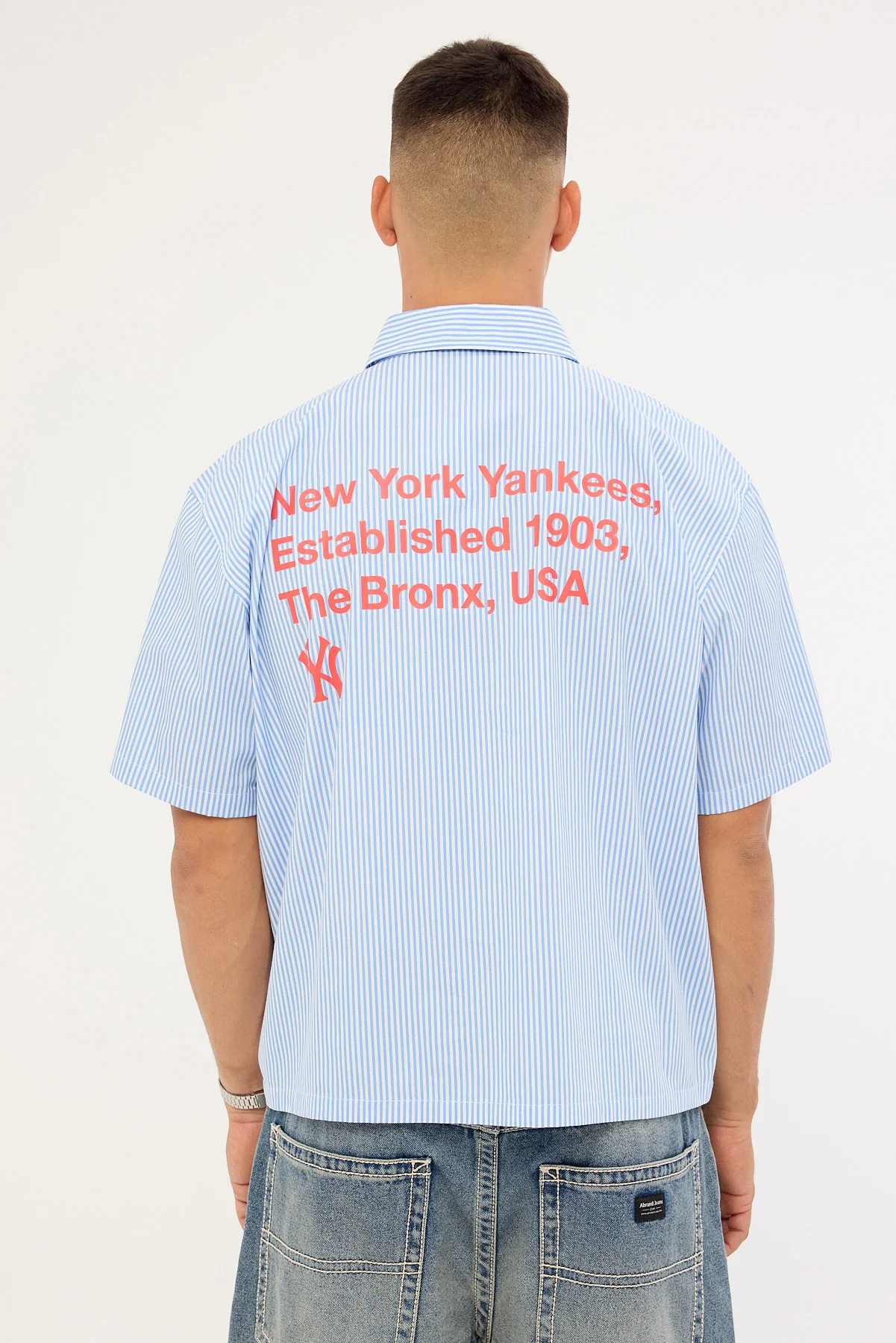 Majestic Athletic NY Yankees Graphic Boxy Crop Stripe Shirt Blue - Image 6