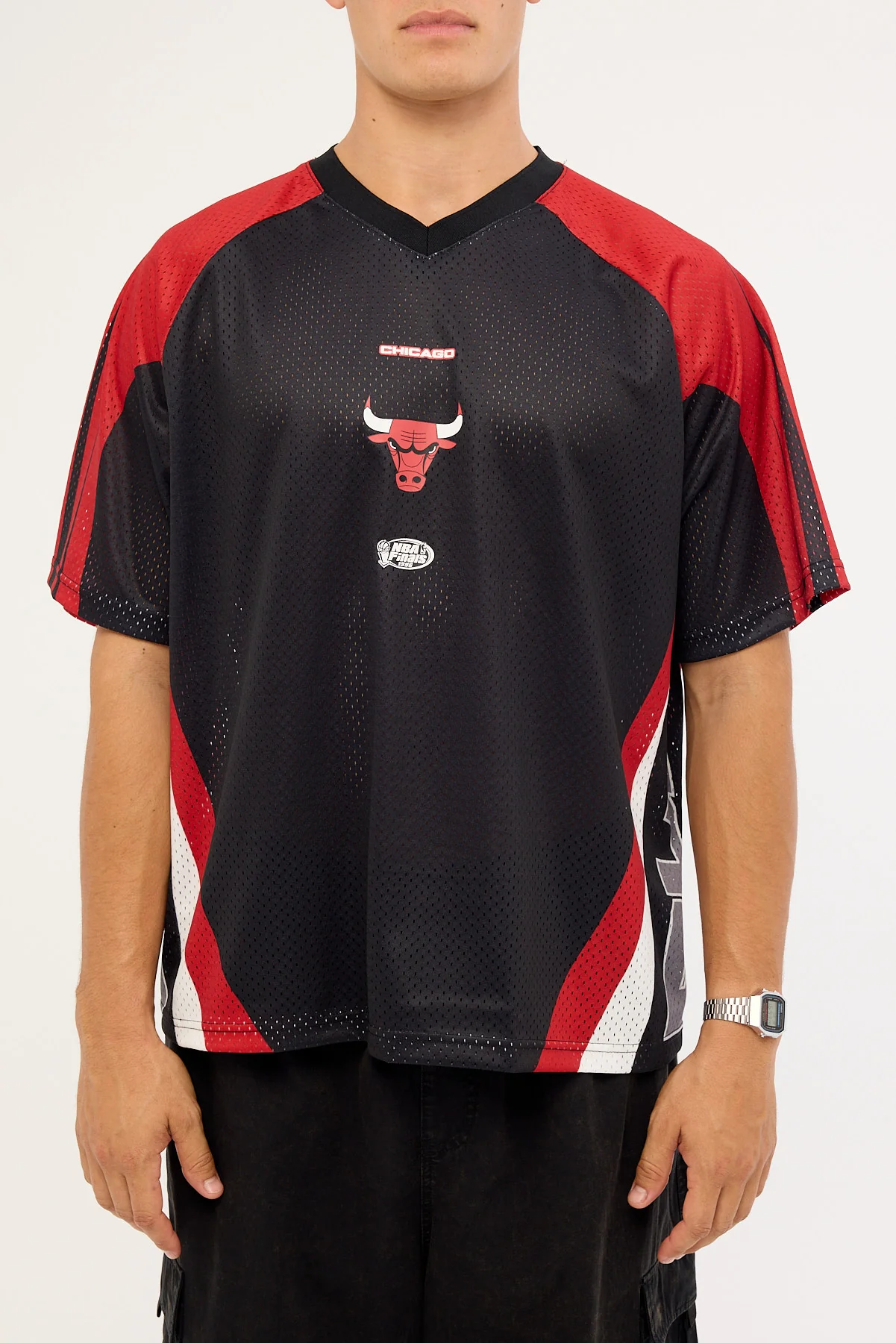 Mitchell & Ness Bulls Warehouse Rave Jersey Black/Crimson/Gun Powder Grey - Image 8