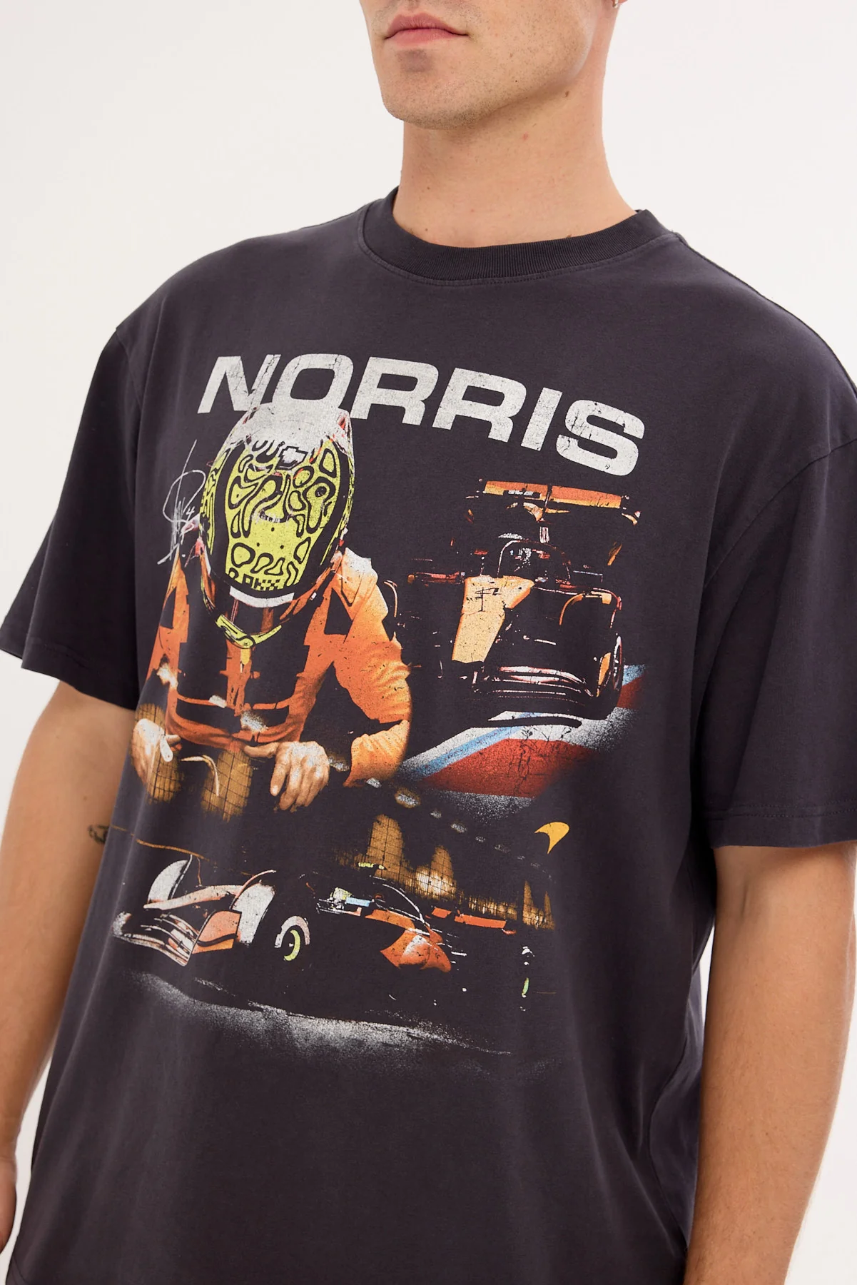 Mitchell & Ness McLaren Signature Tee Washed Black - Image 4