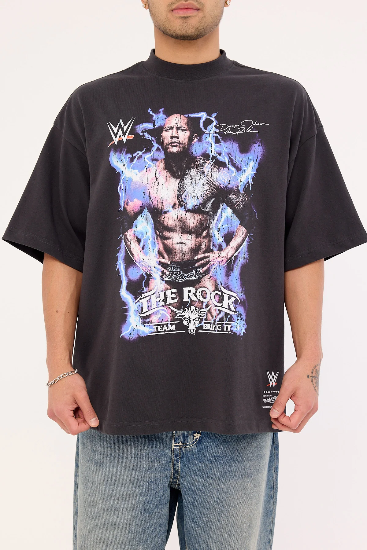 Mitchell & Ness The Rock Final Boss Oversize Boxy Tee Faded Black - Image 7