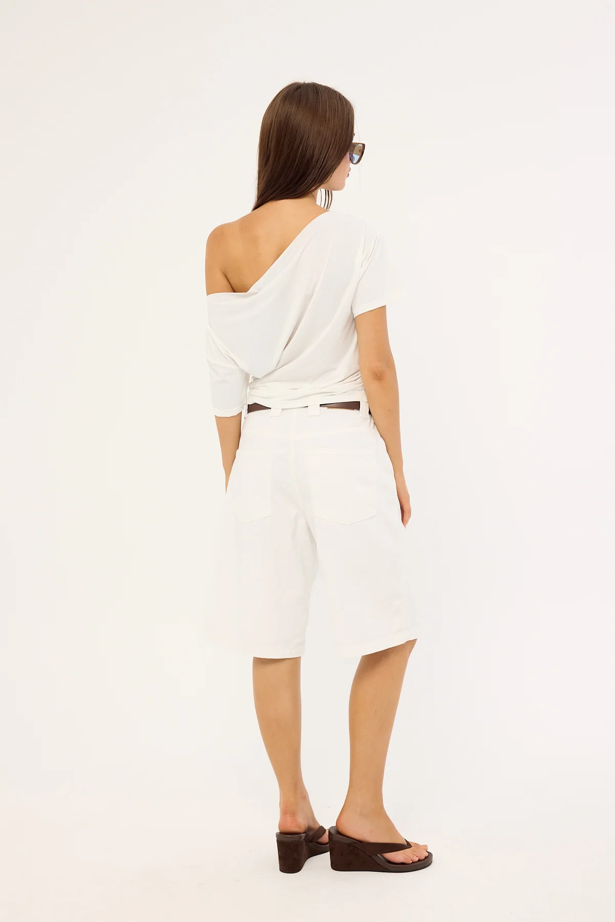 Motel Low Rise Denim Skater Shorts True White - Image 5