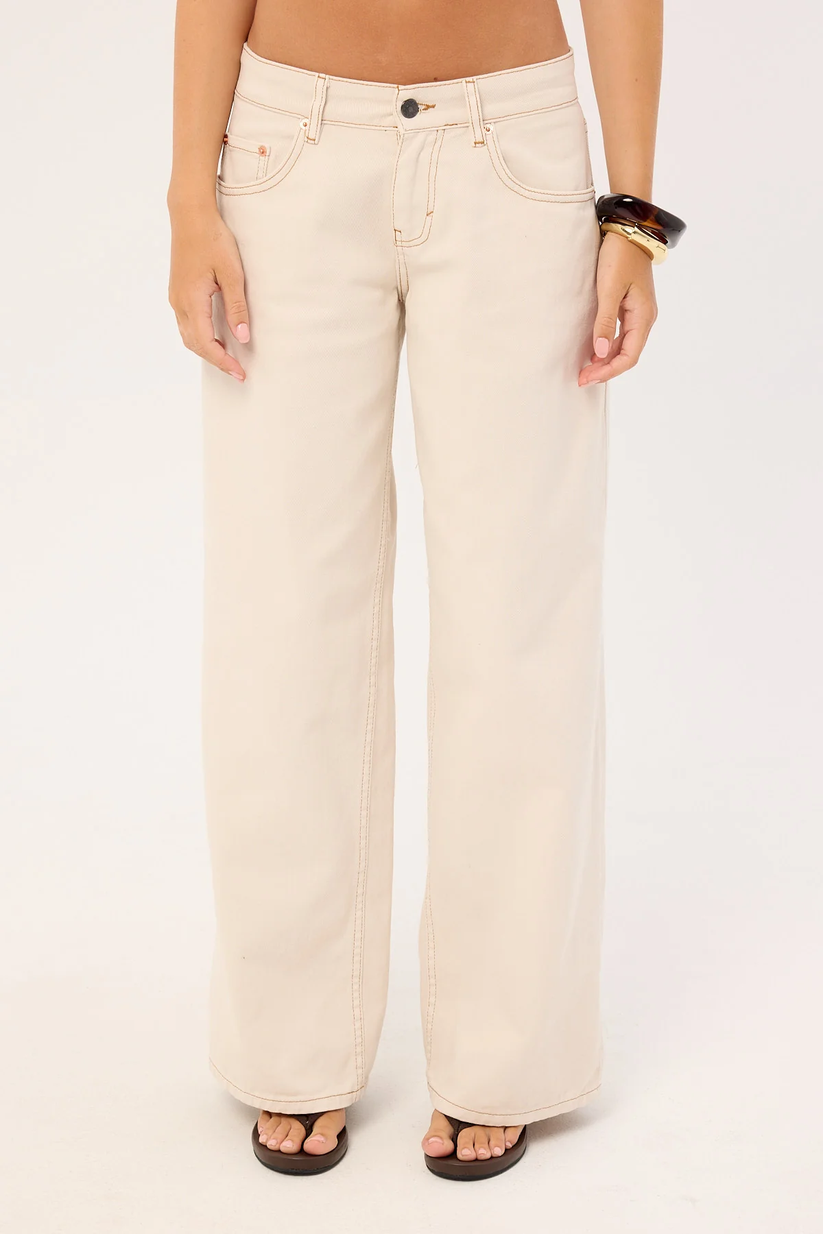 Motel Roomy Extra Wide Low Rise Jeans Off White - Image 7