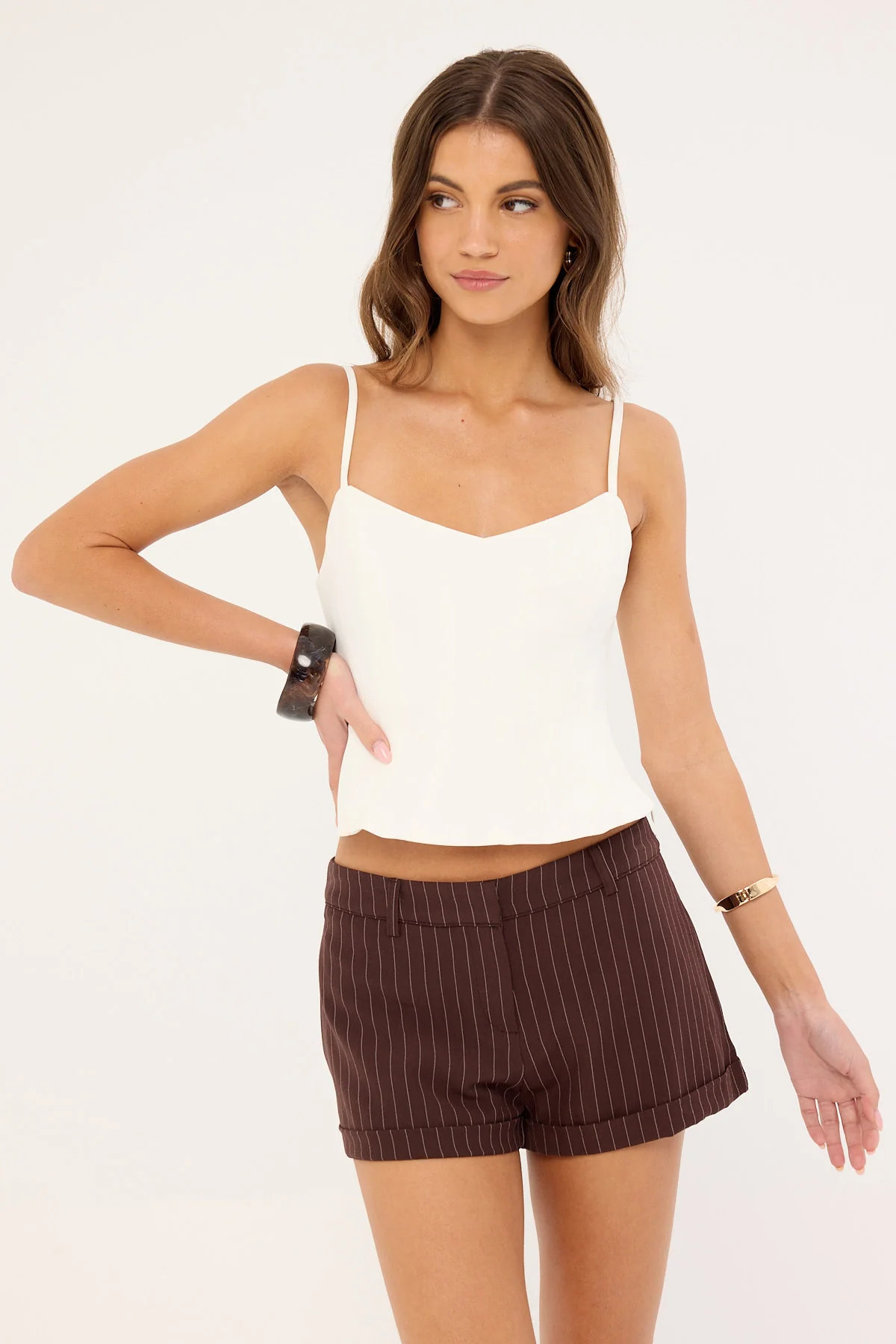 Motel Wiluta Short Dark Brown Pinstripe - Image 3