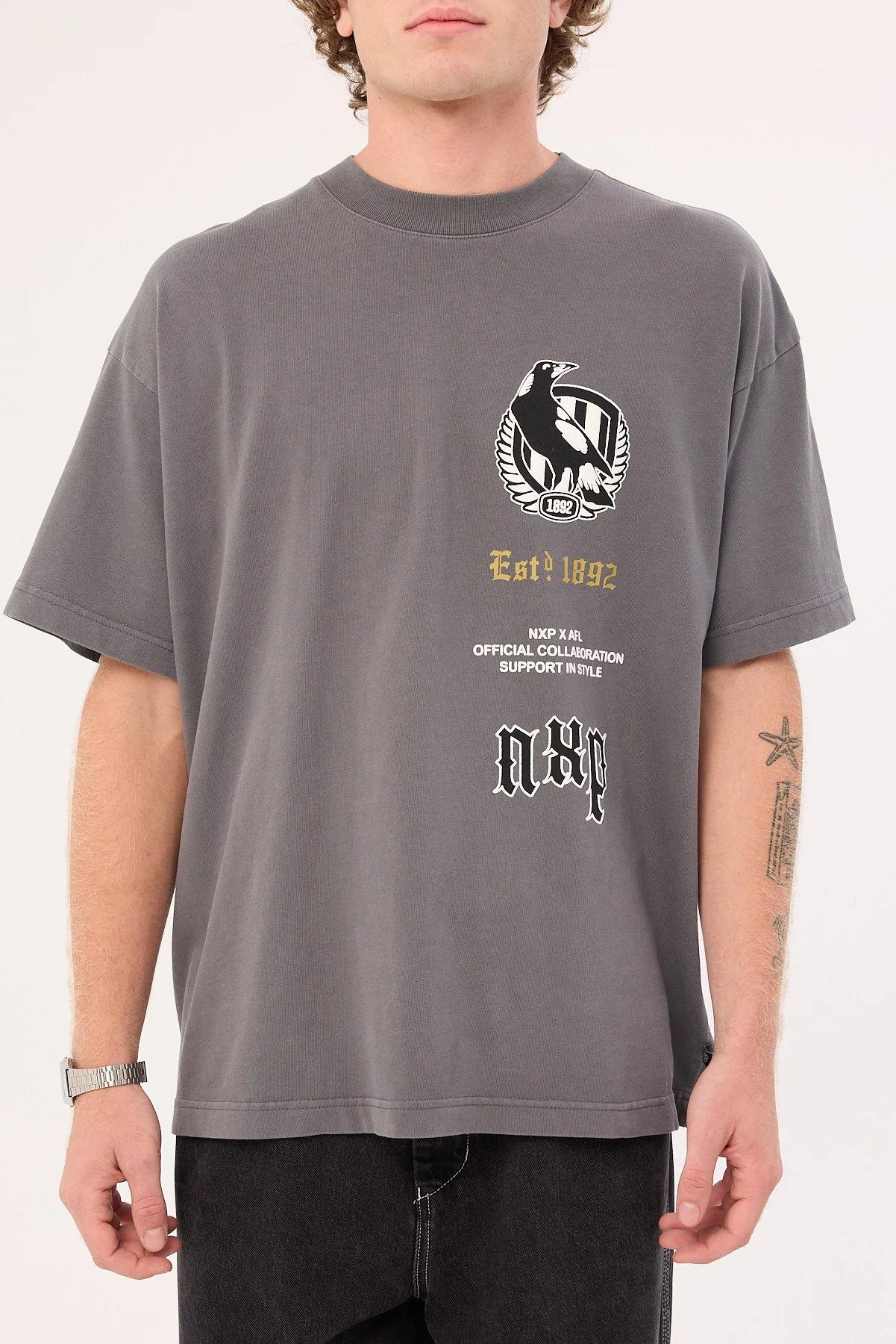 Nena & Pasadena Collingwood Stack Tee Pigment Charcoal - Image 9