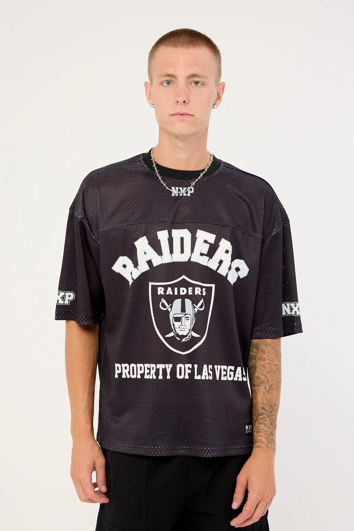 Nena & Pasadena LV-Raiders Property Tee Jet Black - Image 4