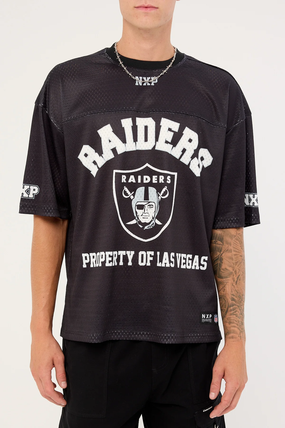 Nena & Pasadena LV-Raiders Property Tee Jet Black - Image 7