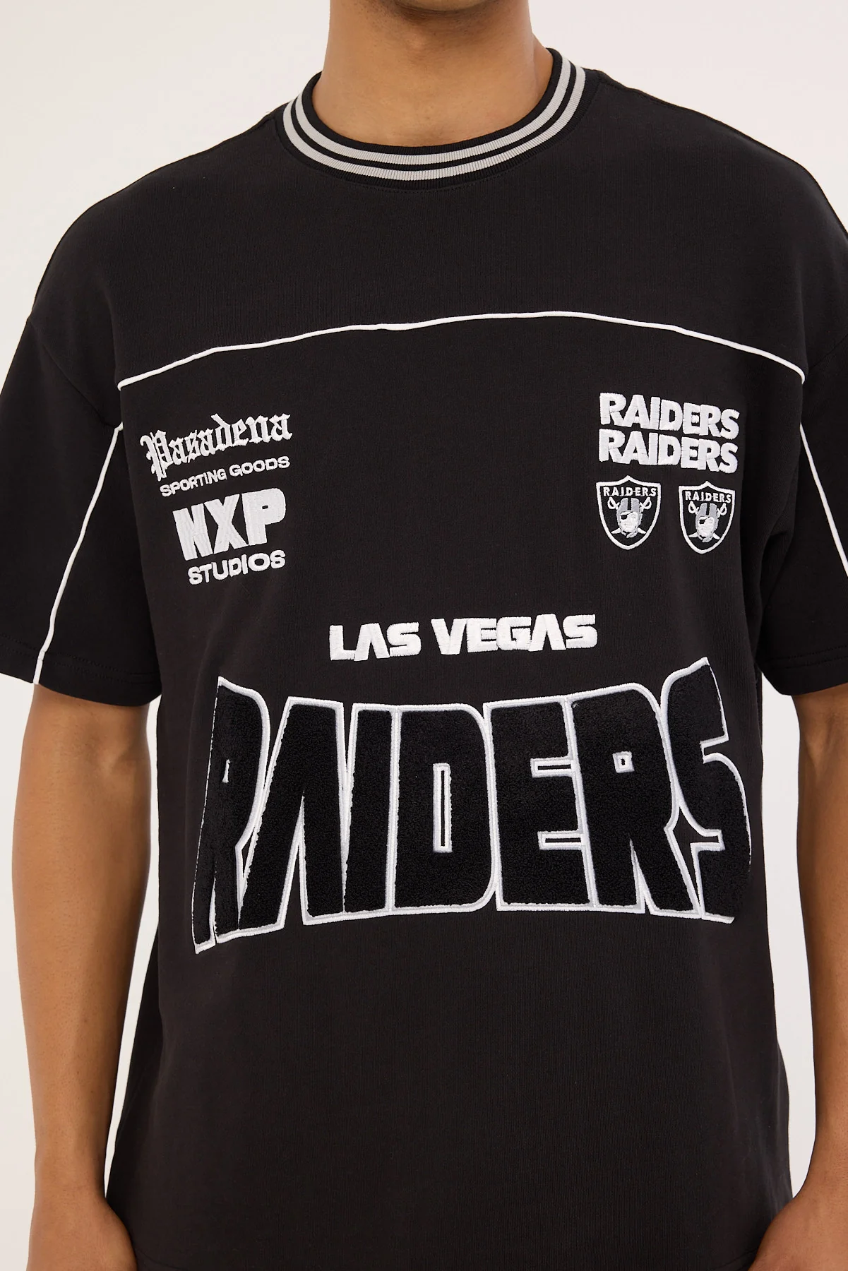 Nena & Pasadena LV-Raiders Zone Tee Jet Black - Image 4