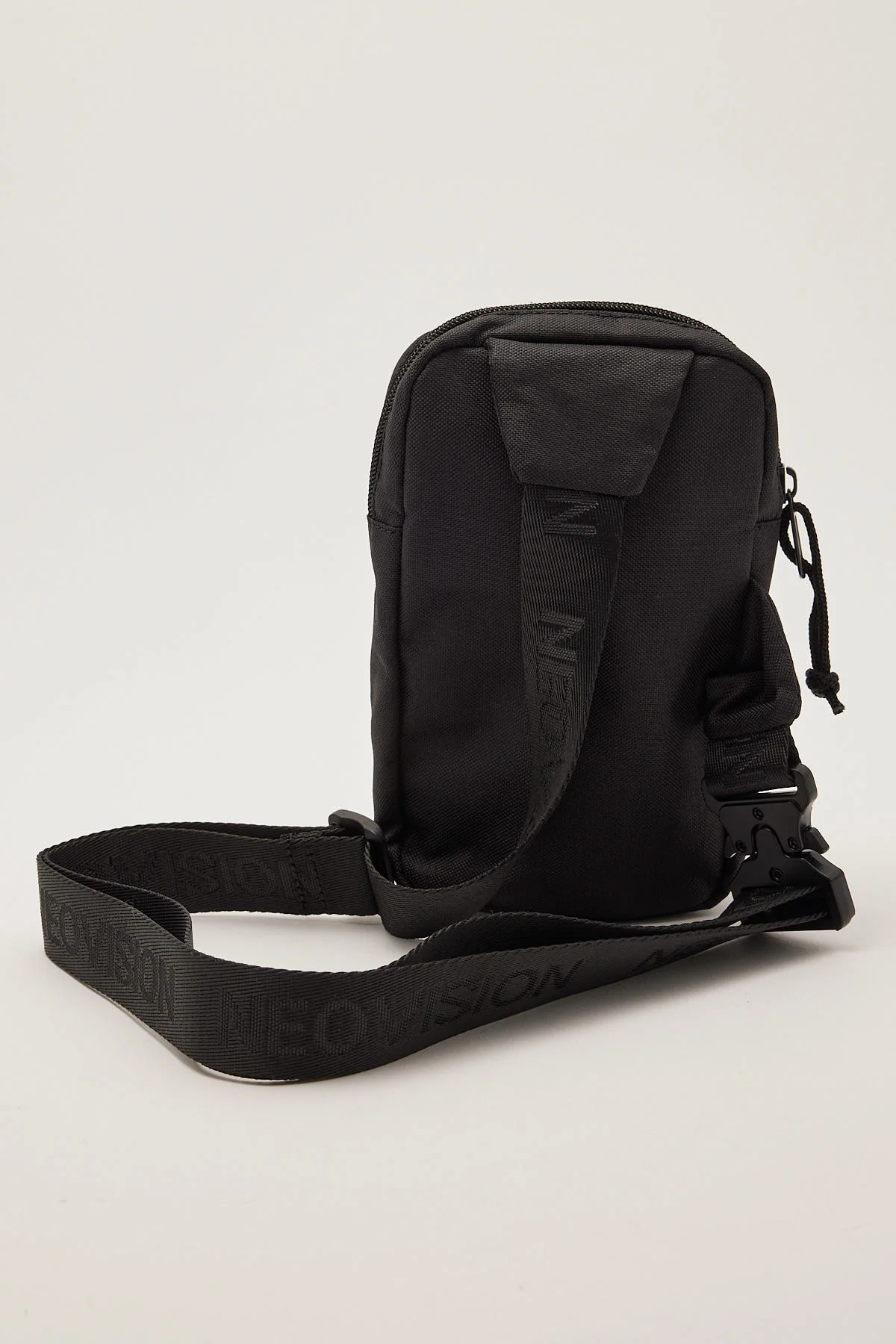 Neovision Ace Clip Crossbody Bag Black - Image 3