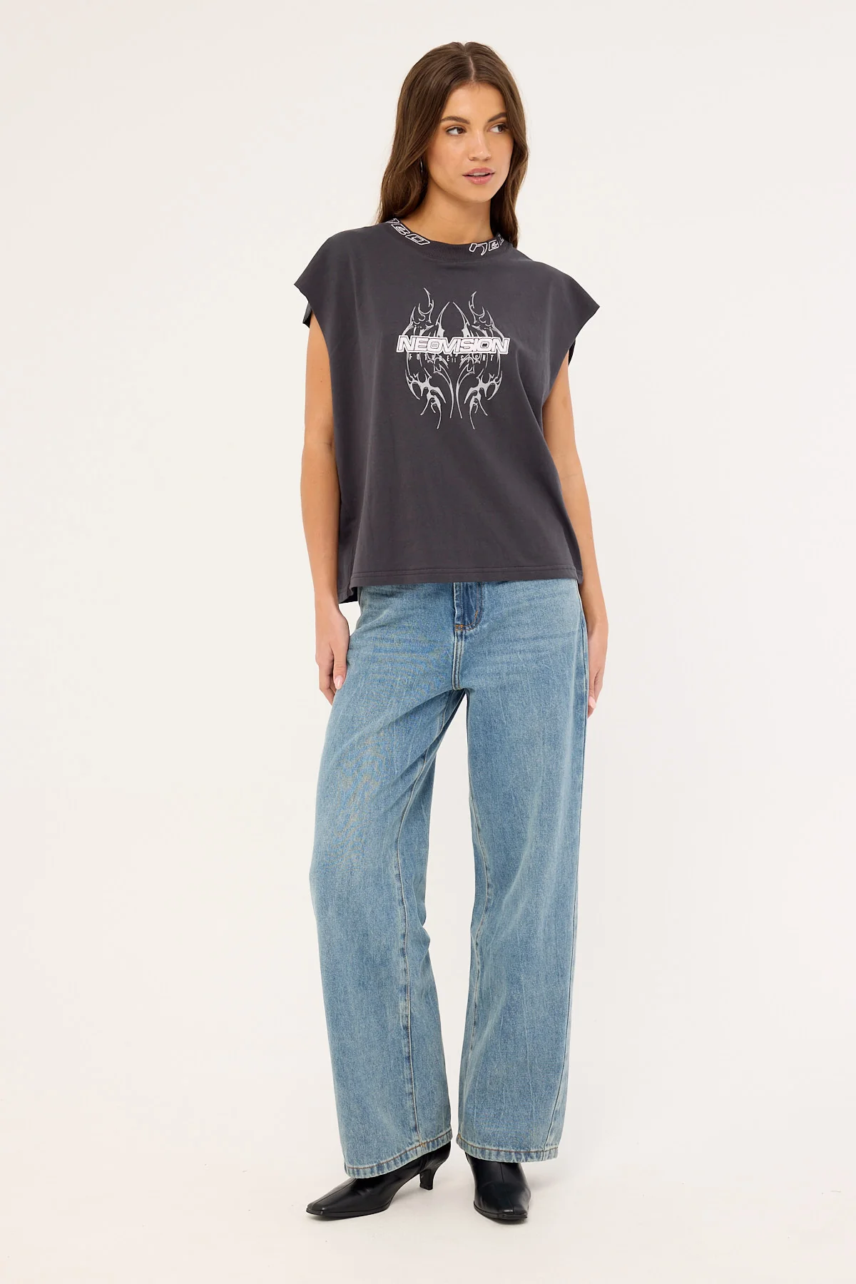 Neovision Arkos Cropped Muscle Tank Asphalt - Image 12