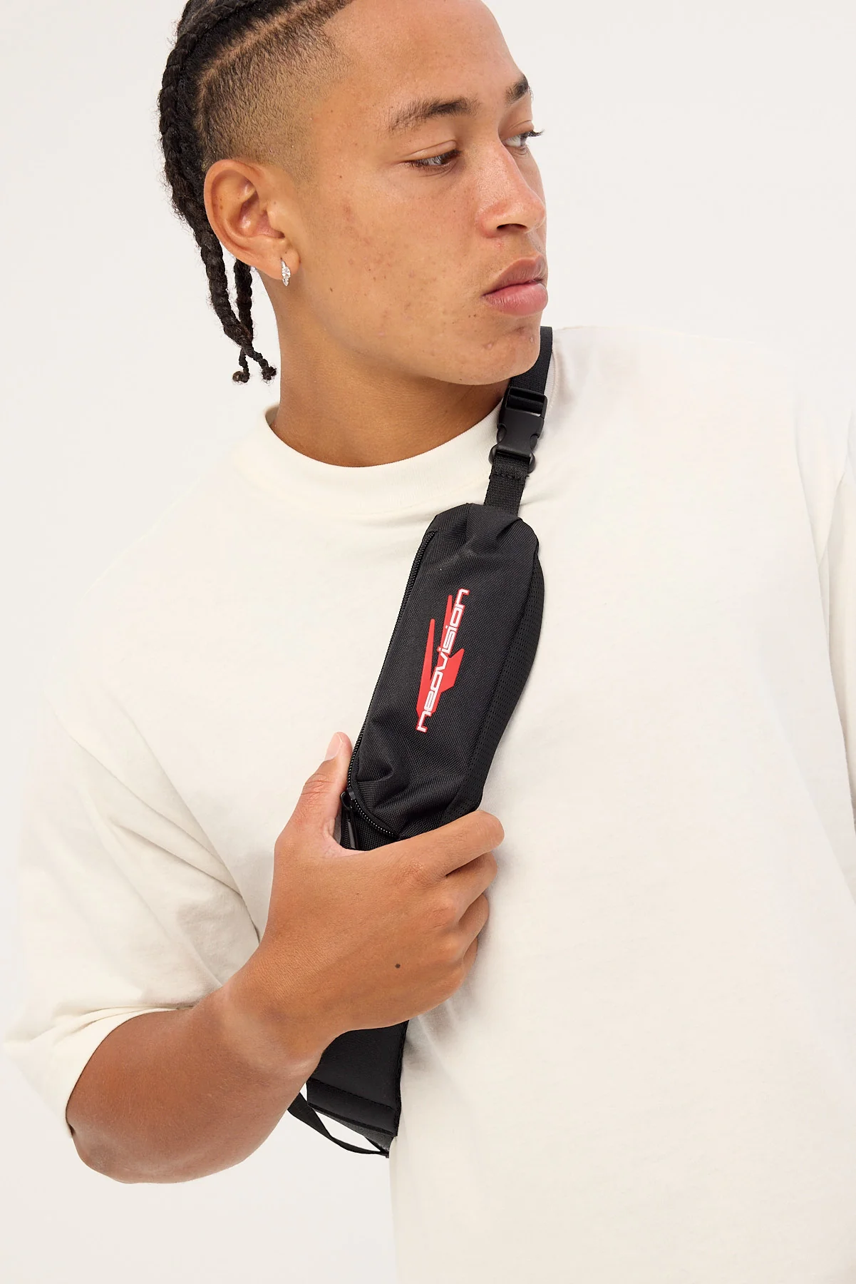 Neovision Chassis Sling Bag Black - Image 6