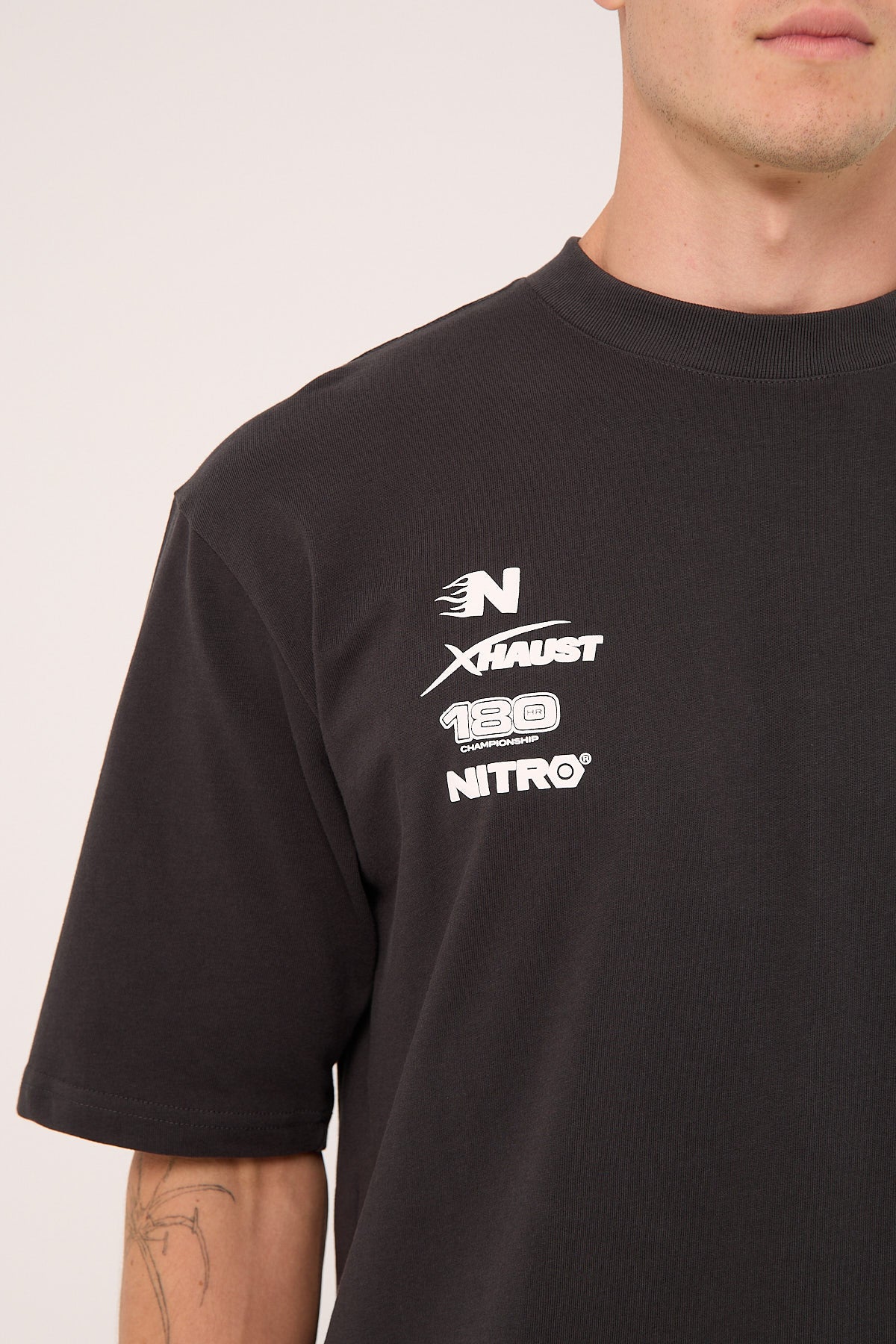 Neovision Chrome Street Super Heavy Tee Night Black - Image 10
