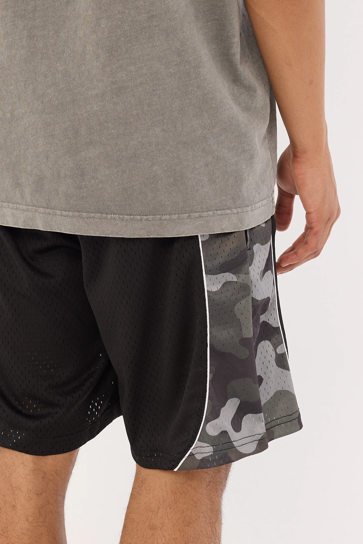 Neovision Commando Relaxed Mesh Short Black Camo - Image 7