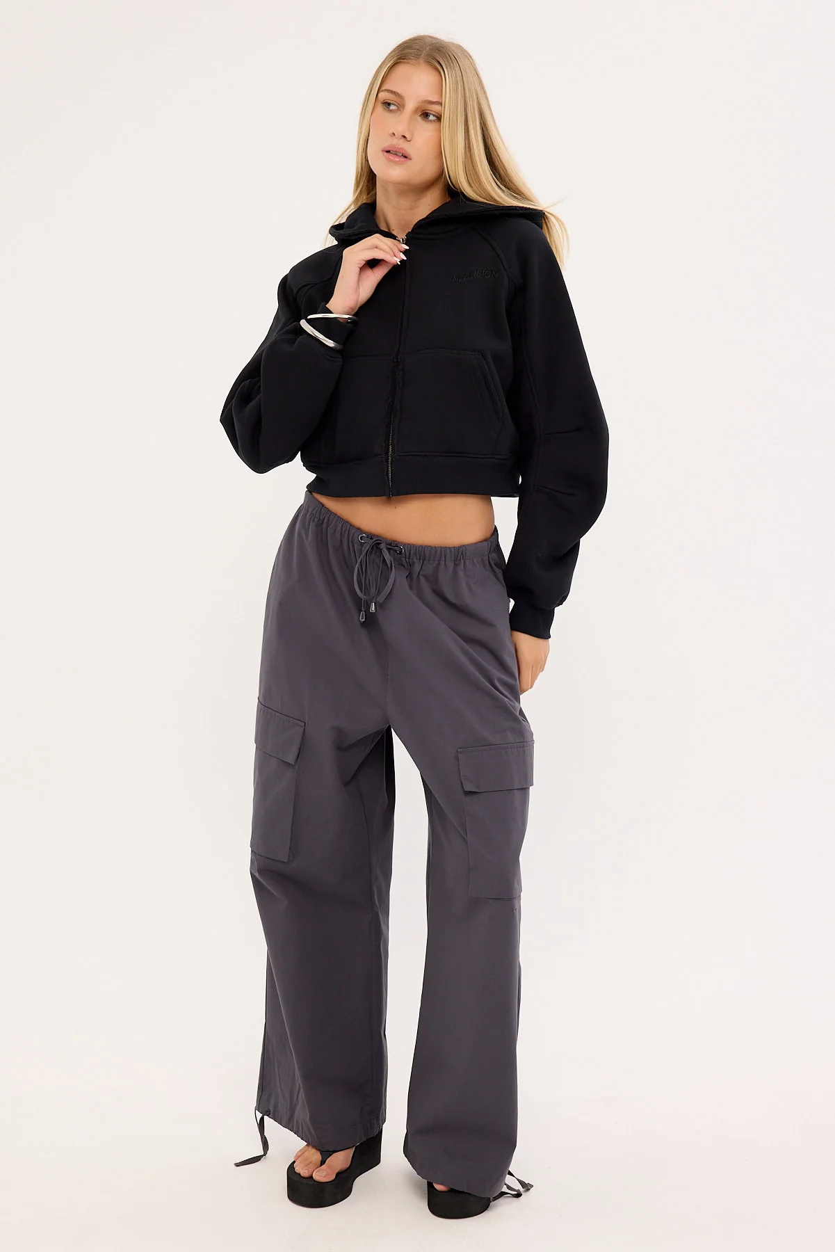 Neovision Control Cropped Zip Through Hoodie Black - Image 2