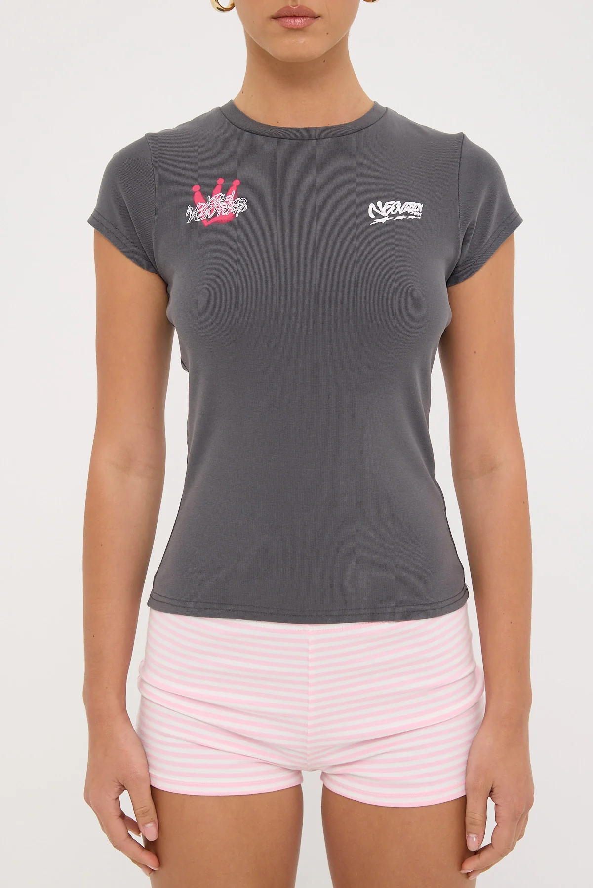 Neovision Crown Baby Tee Washed Black - Image 6
