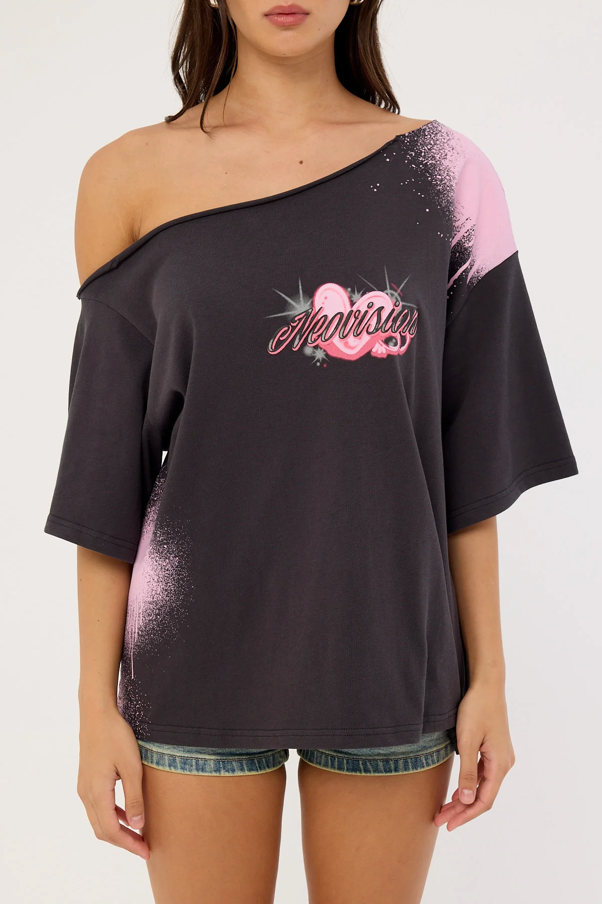 Neovision Digi Off Shoulder Relaxed Tee Washed Black - Image 7