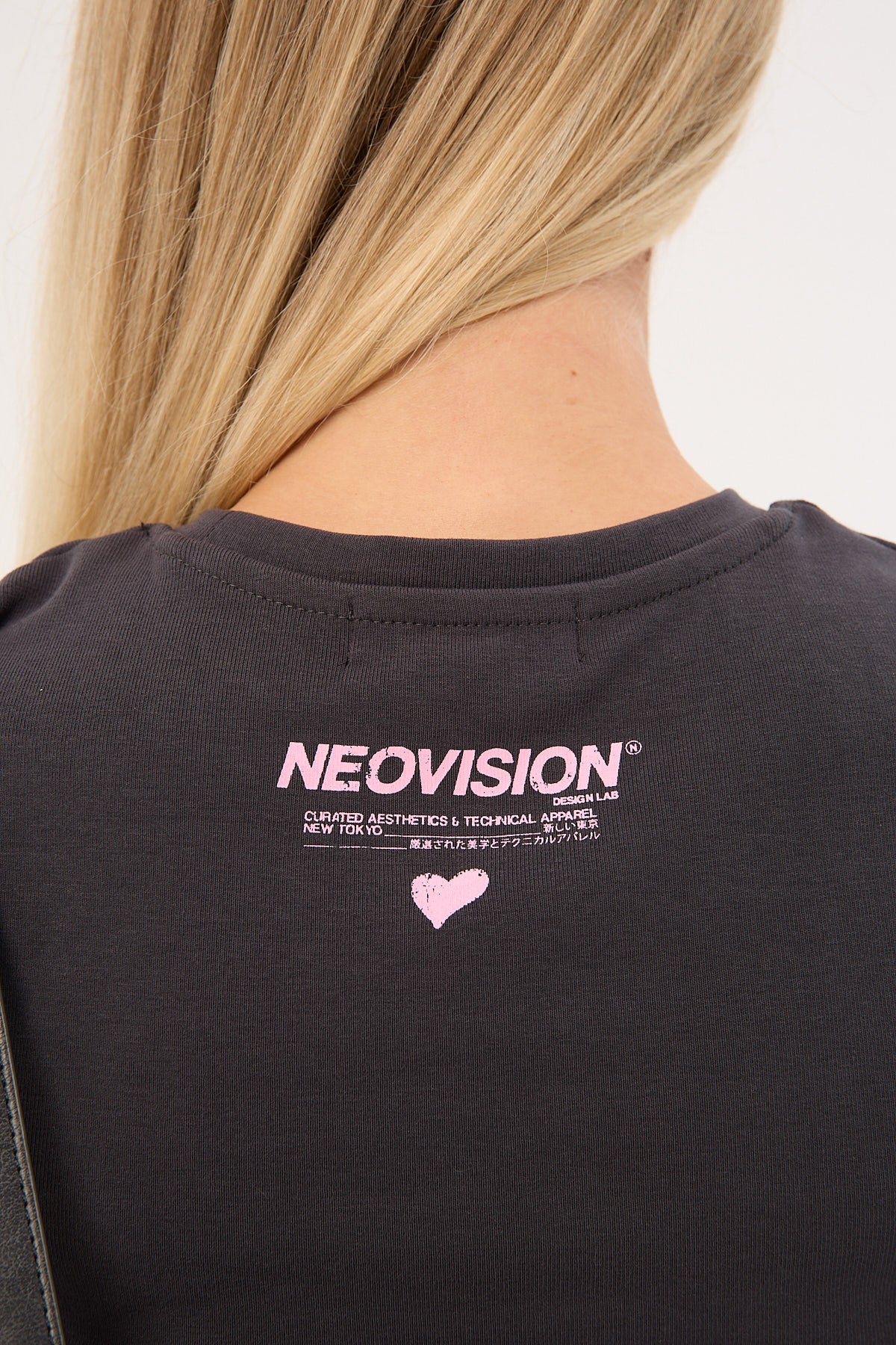 Neovision Dreamwave Baby Tee Washed Black - Image 5