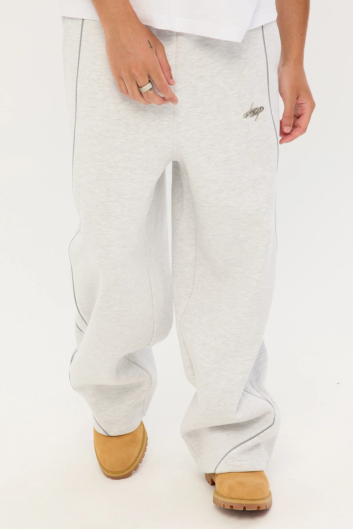 Neovision Drifter Super Baggy Sweatpant Snow Marle - Image 2
