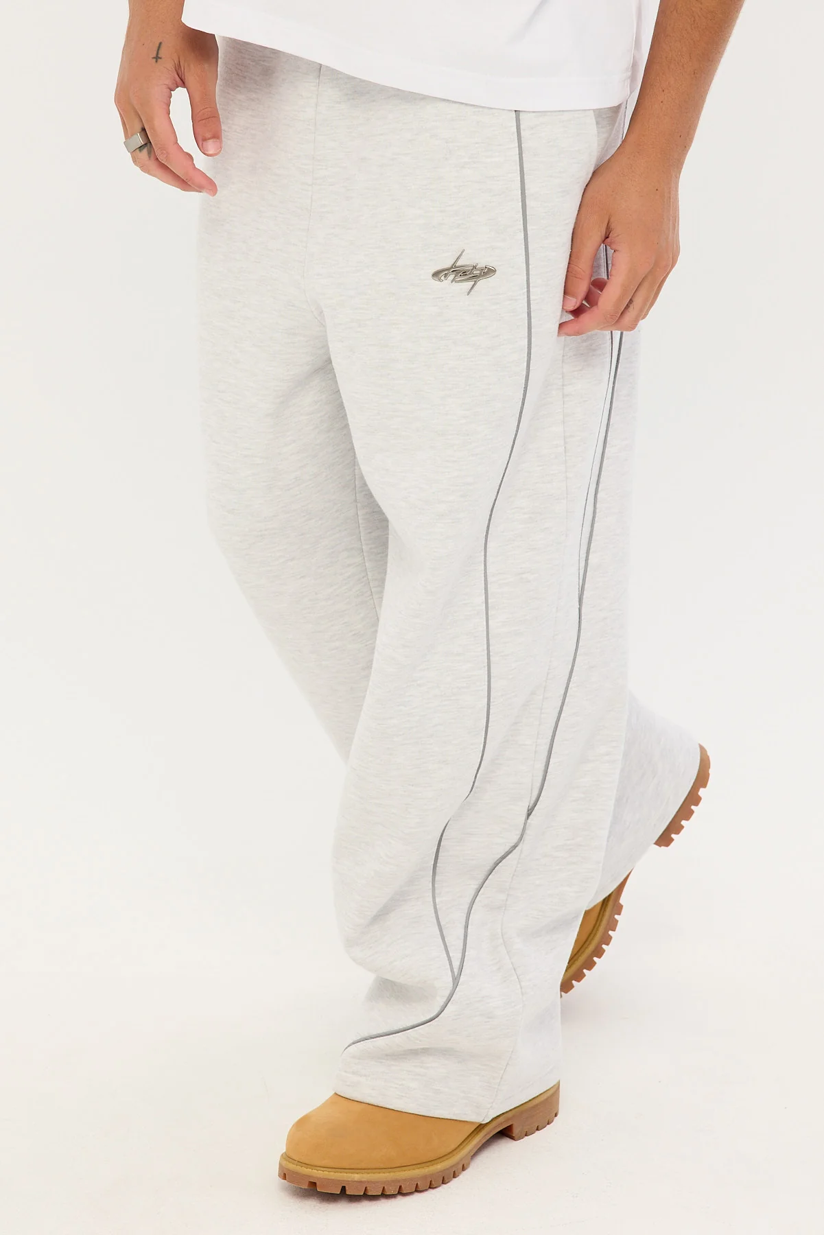 Neovision Drifter Super Baggy Sweatpant Snow Marle - Image 3