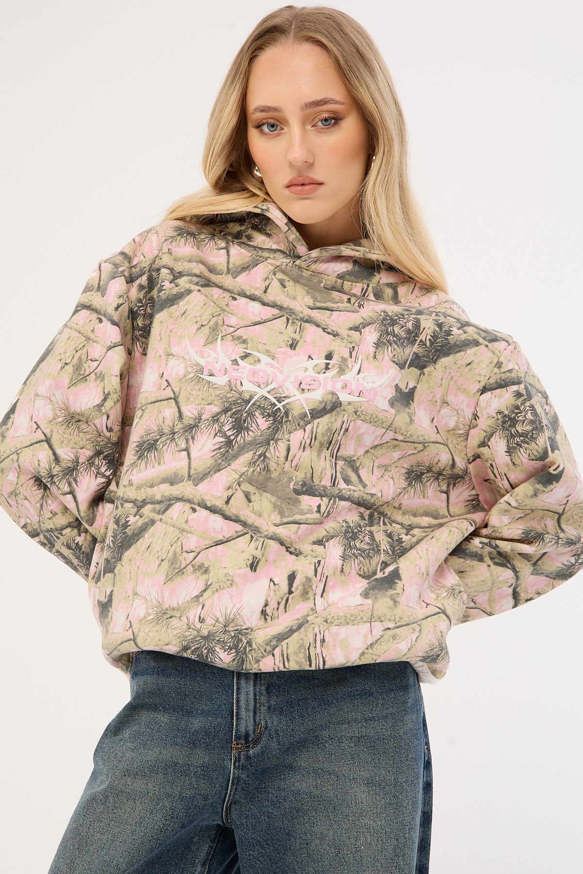 Neovision Exhibit Camo Relaxed Hoodie Pink Camo - Image 4