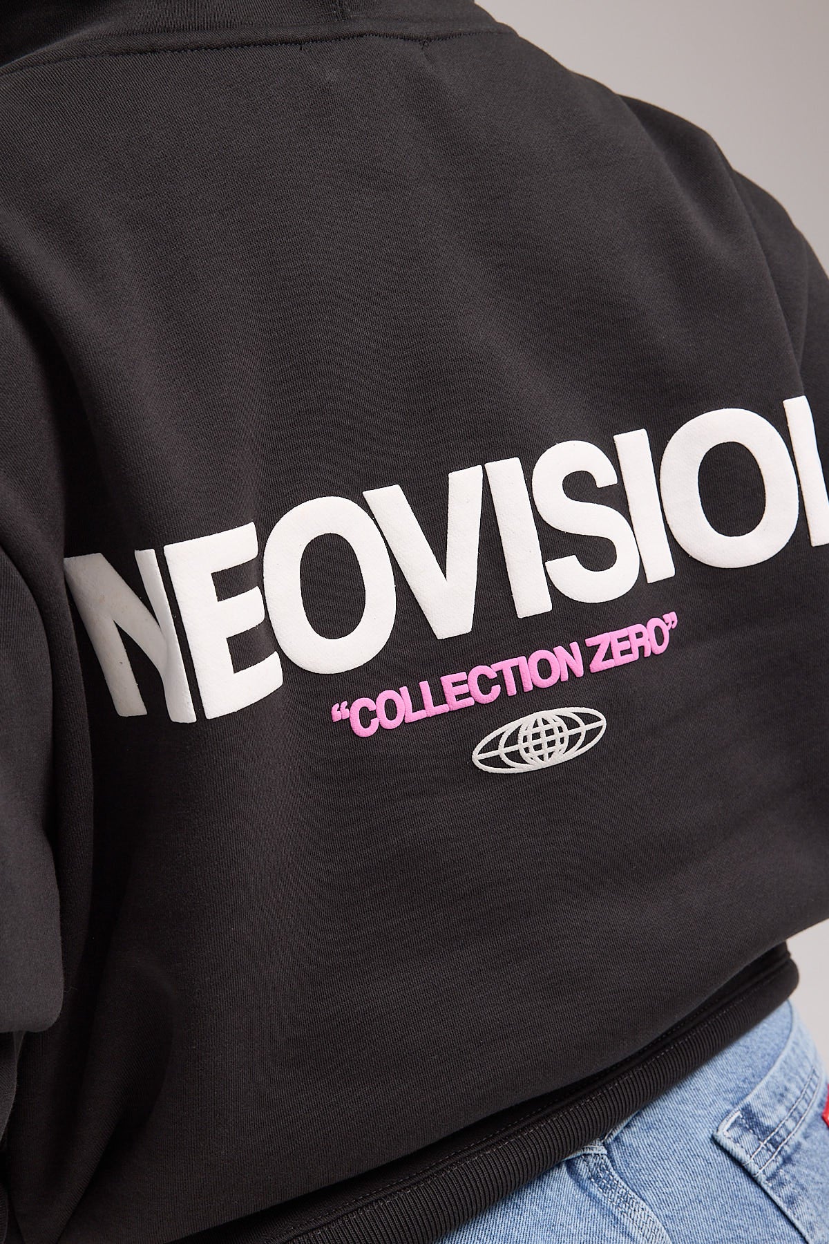 Neovision Exhibit Relaxed Hoodie Black - Image 5
