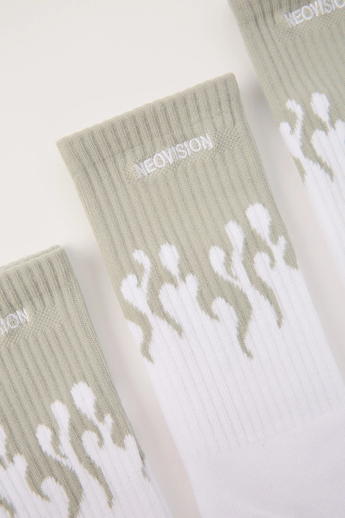 Neovision Flare Sock 3 Pack White - Image 3