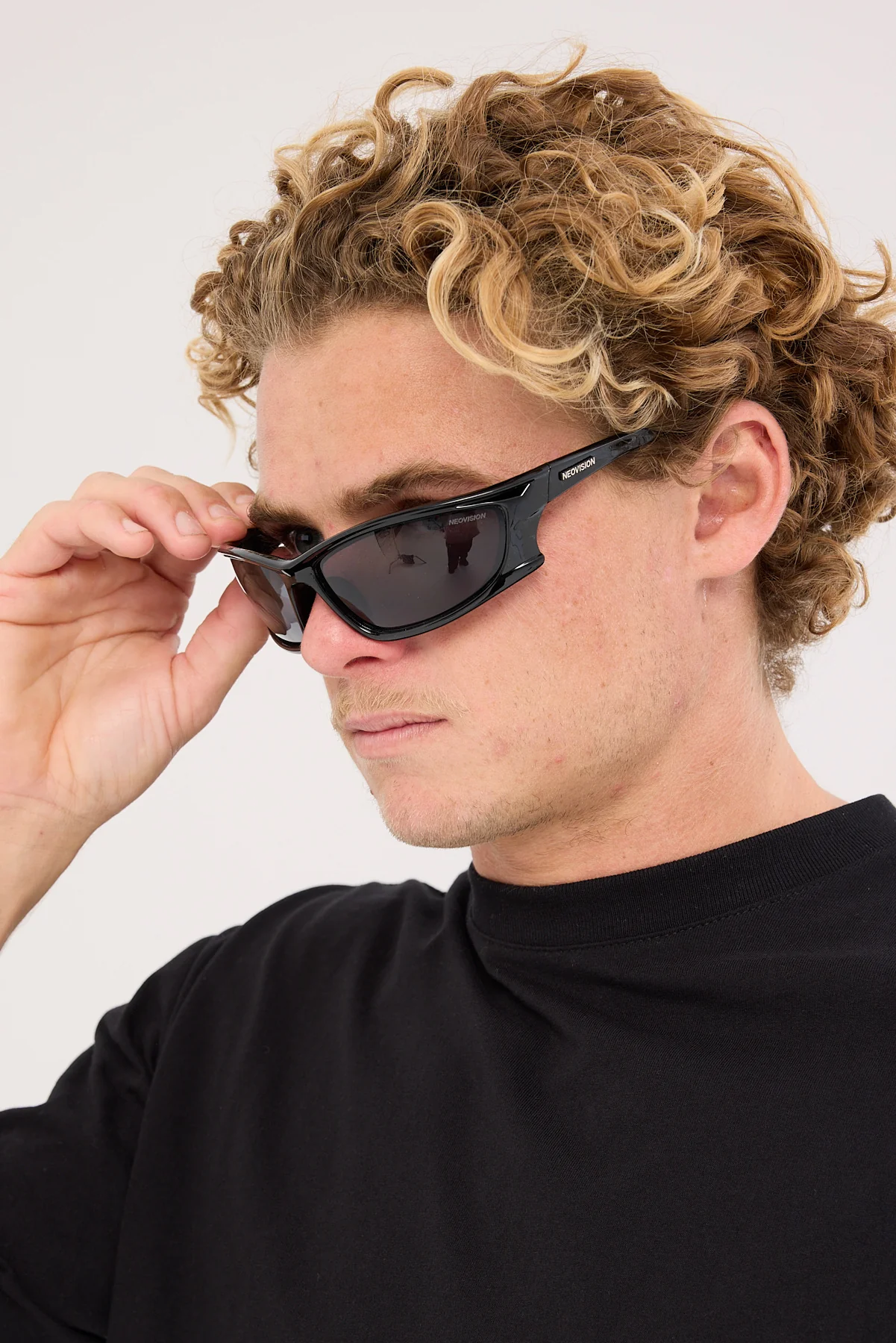 Neovision Flux Sunglasses Black/Smoke Mono - Image 5