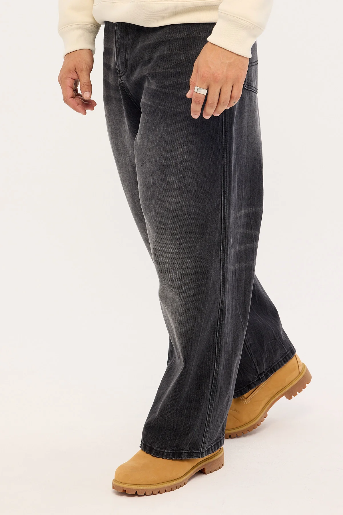 Neovision Fracture Behemoth Super Baggy Jean Blasted Washed Black - Image 3