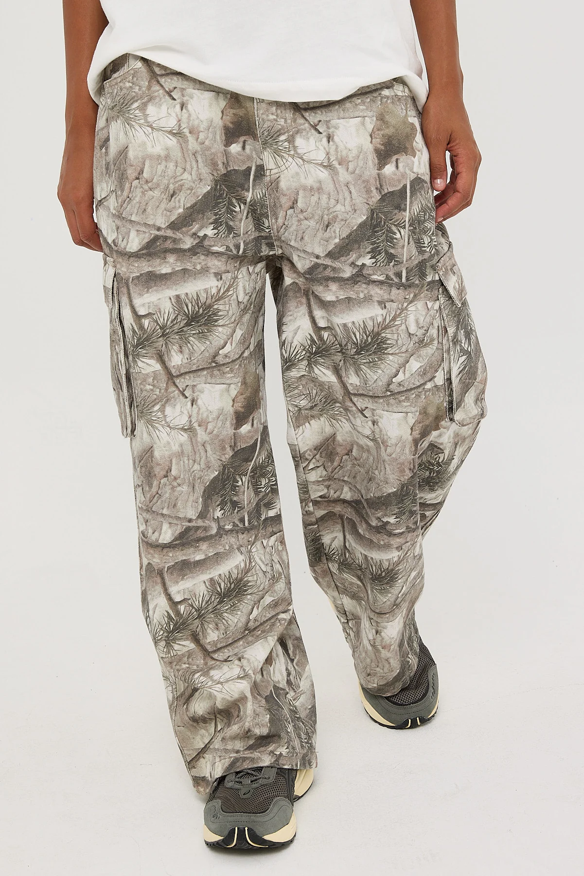 Neovision Glacier Camouflage Cargo Pant Camo - Image 4