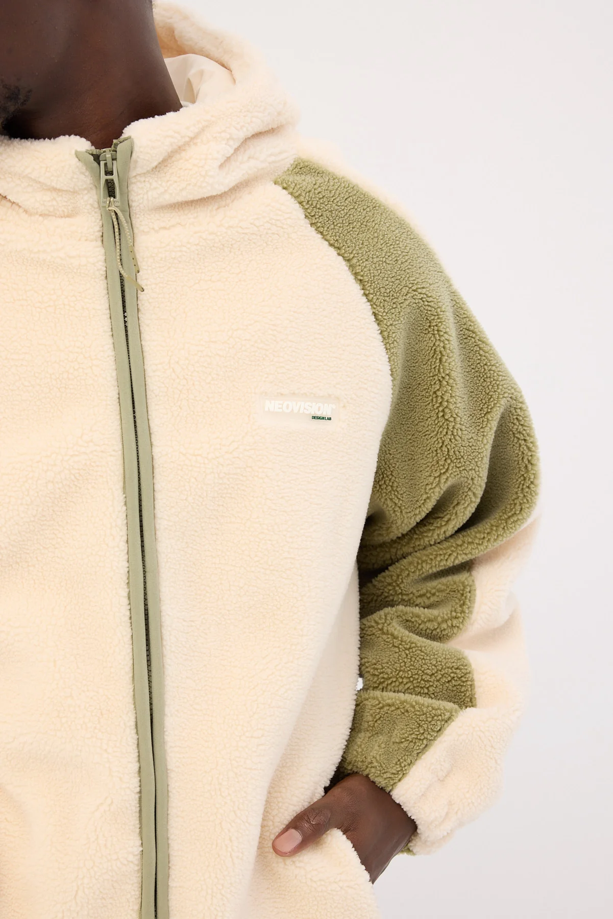 Neovision Gravity Hooded Sherpa Jacket Ecru - Image 6