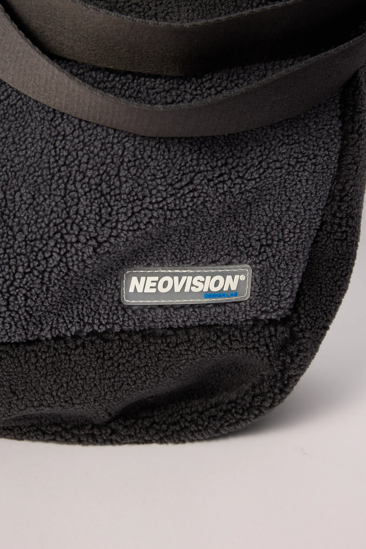 Neovision Gravity Sherpa Messenger Bag Charcoal - Image 3
