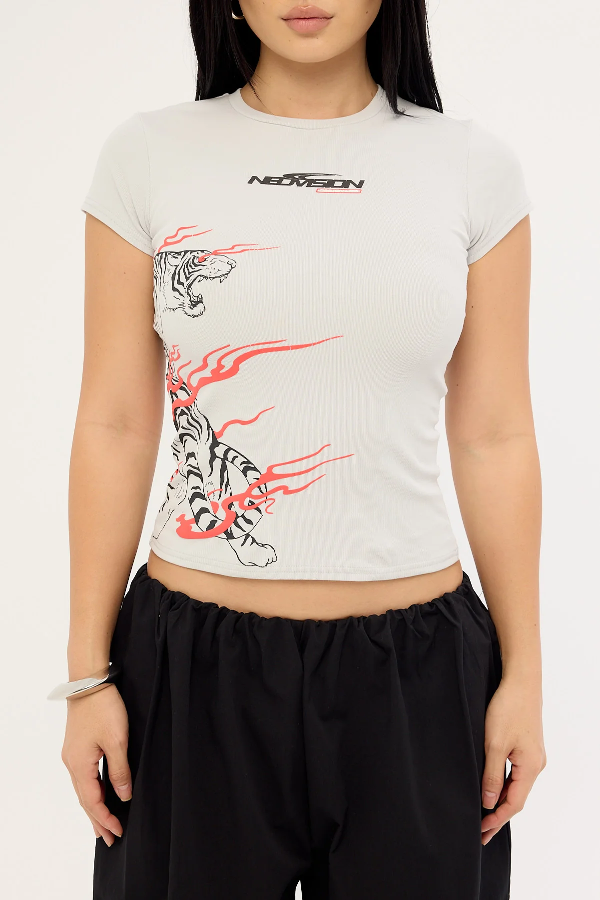 Neovision Hunt Baby Tee Grey - Image 6