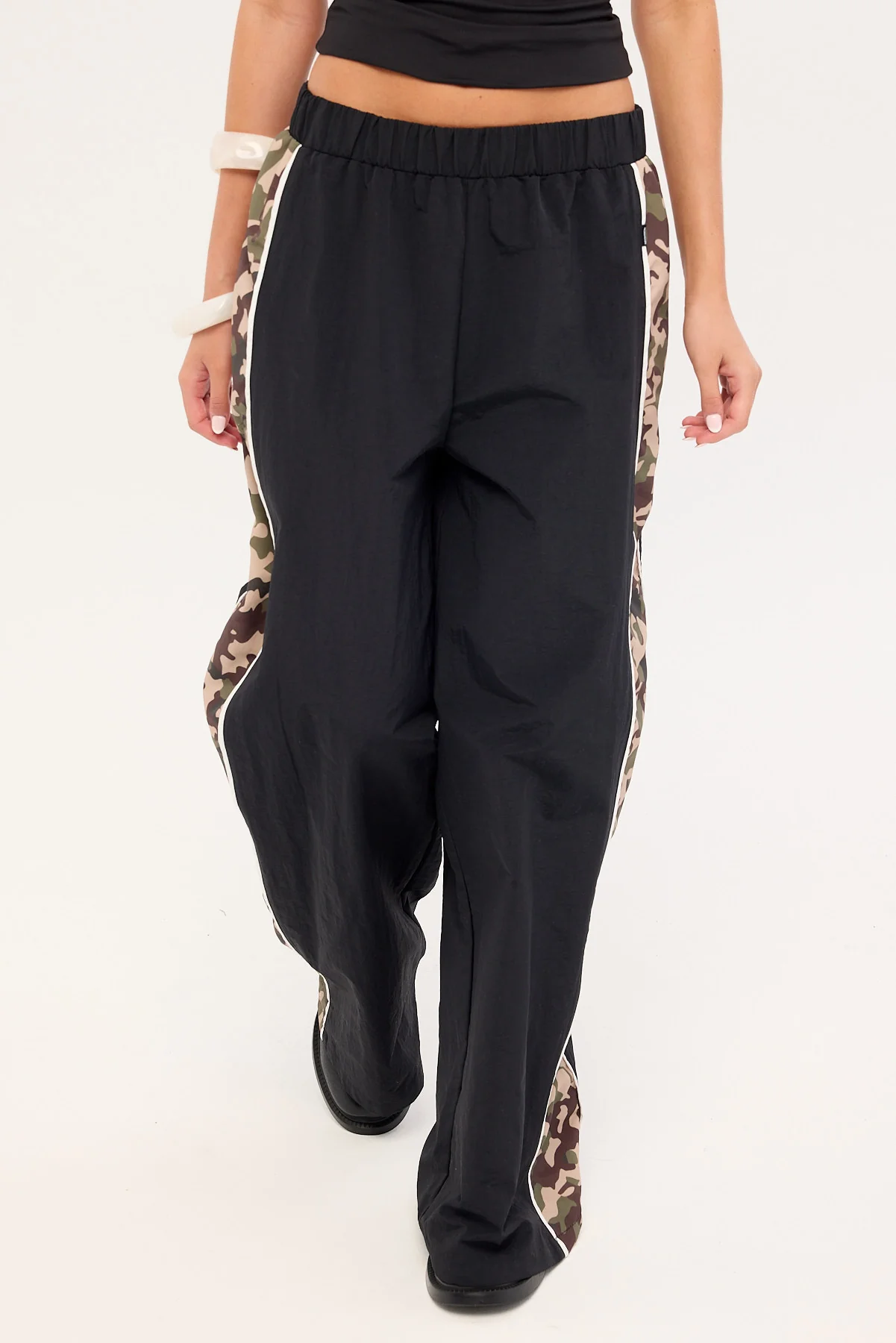 Neovision Inlay Panel Utility Pant Black - Image 2