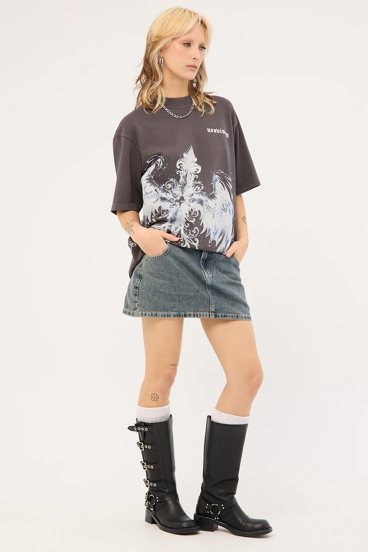 Neovision Insignia Oversized Super Heavy Tee Washed Black - Image 4