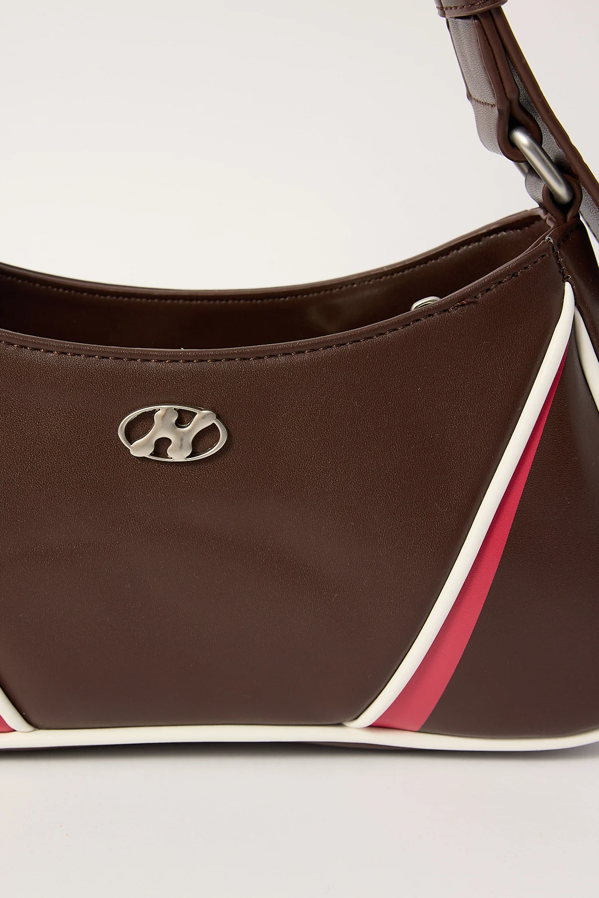 Neovision Interval Sports Handbag Brown - Image 2