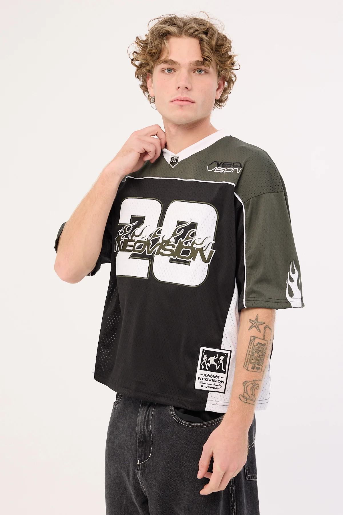 Neovision Kiryu Cropped V Neck Jersey Green/Black - Image 6