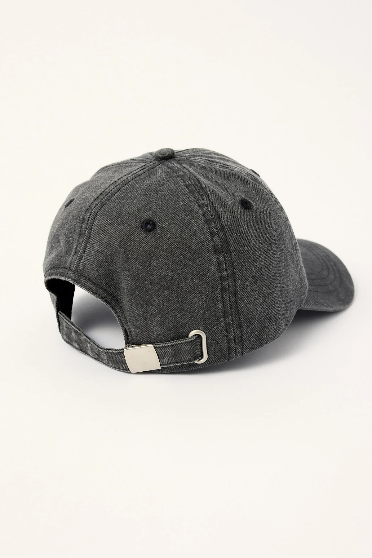 Neovision Metal  Hardware Dad Cap Washed Black - Image 4