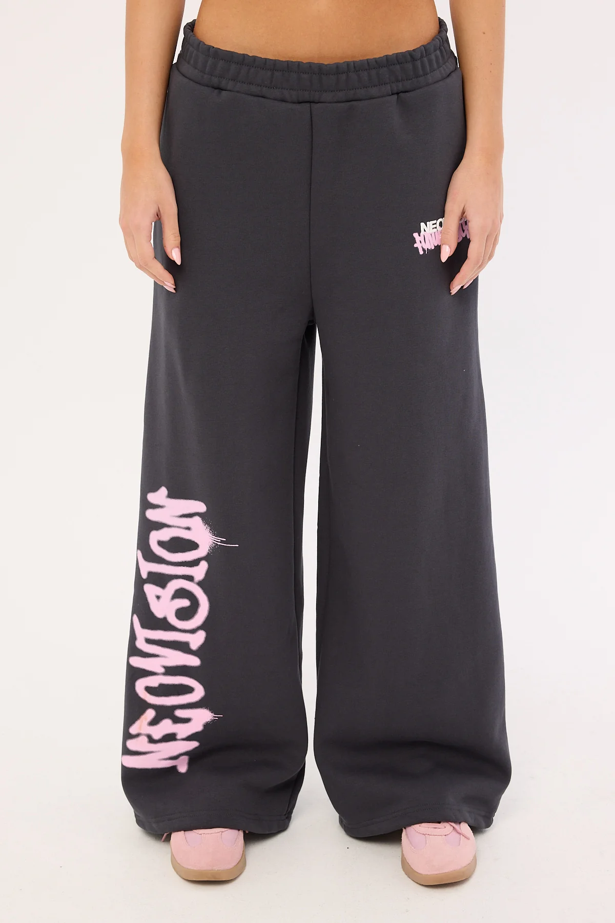 Neovision Misfit Straight Leg Sweat Pant Washed Black - Image 10