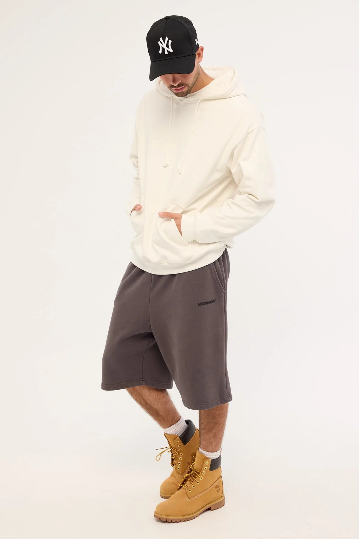 Neovision Nova Baggy Sweat Short Washed Black - Image 4