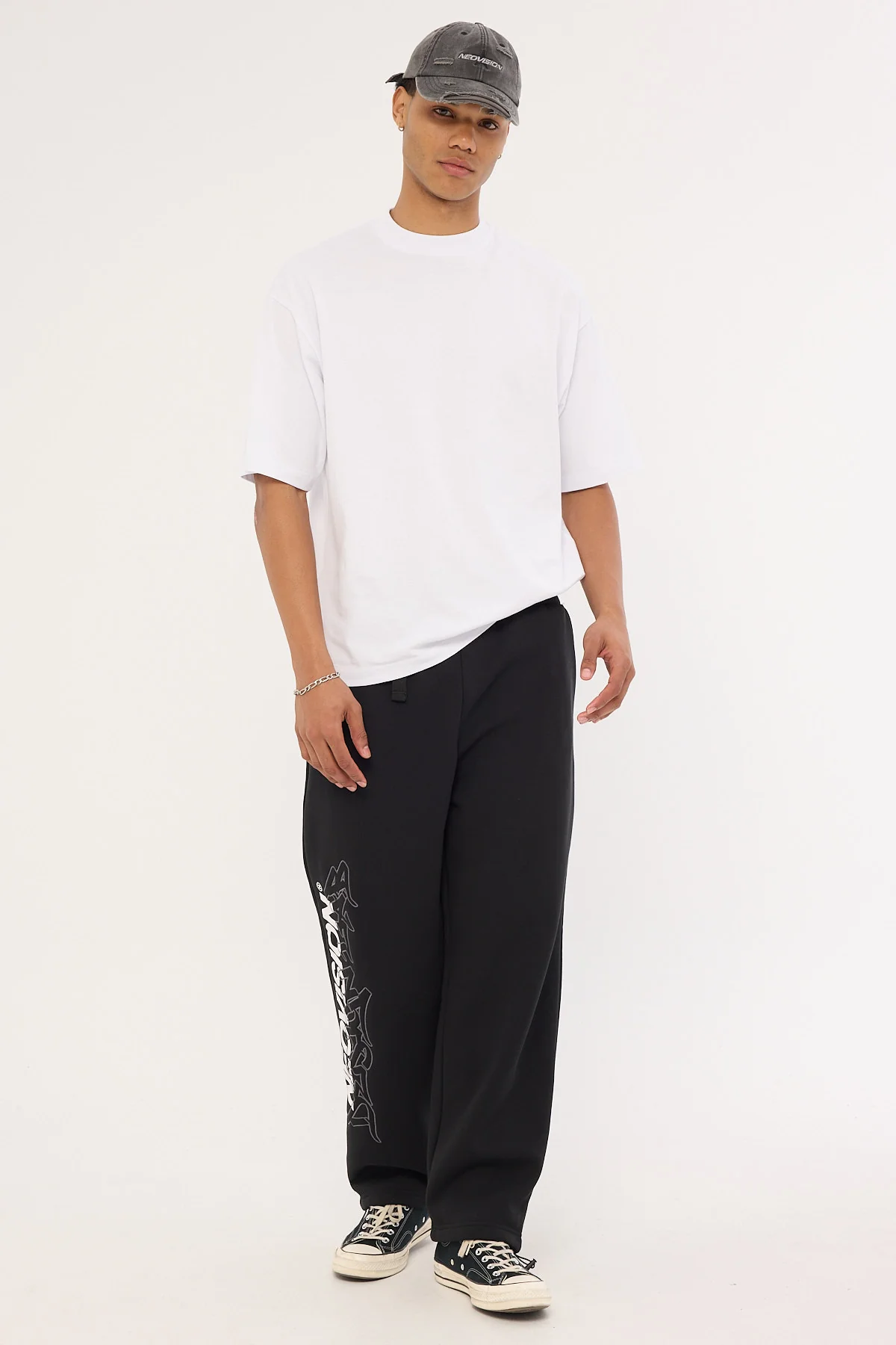 Neovision Offset Elastic Cuff Sweat Pant Black