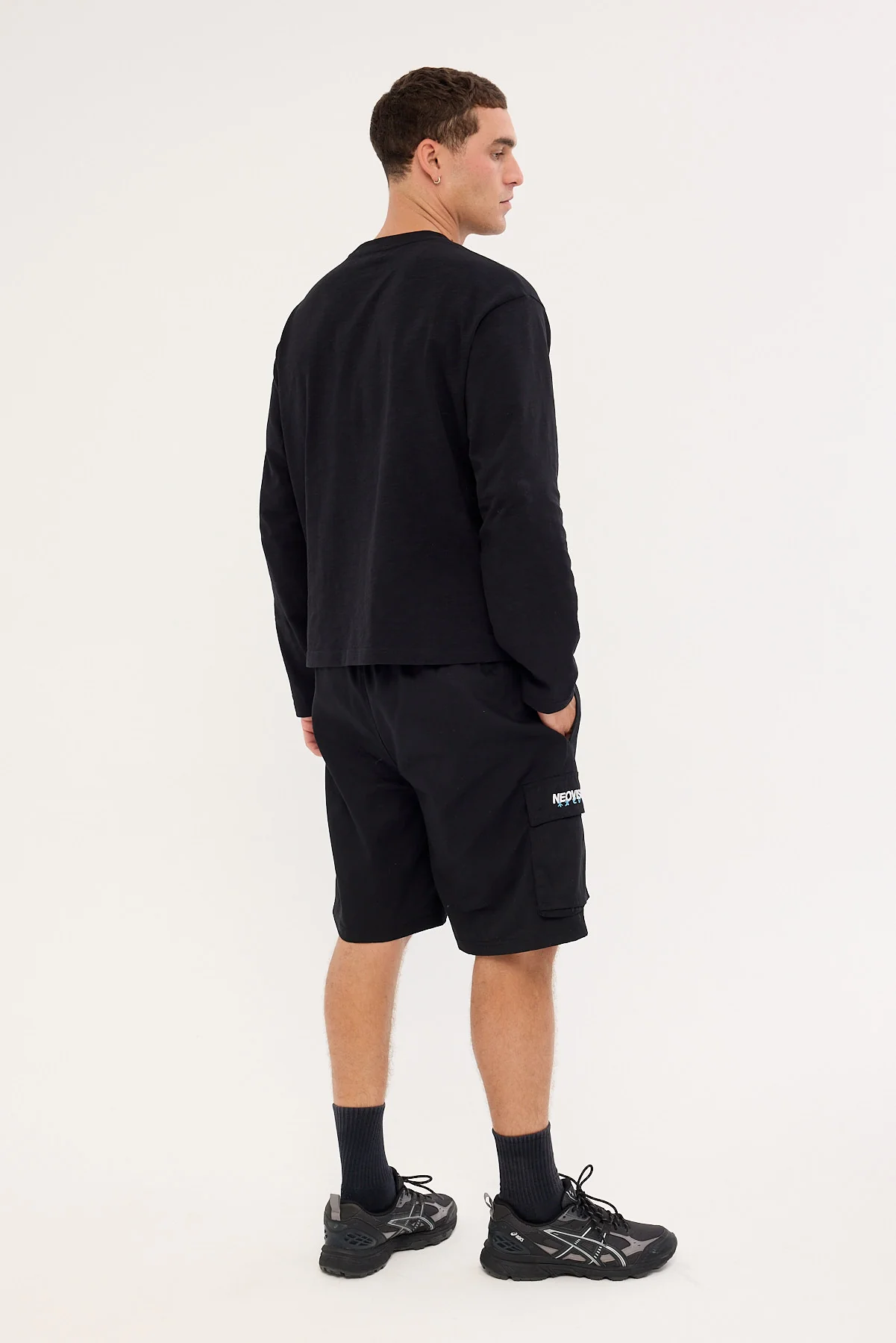 Neovision Onryu Elastic Waist Cargo Short Black - Image 5