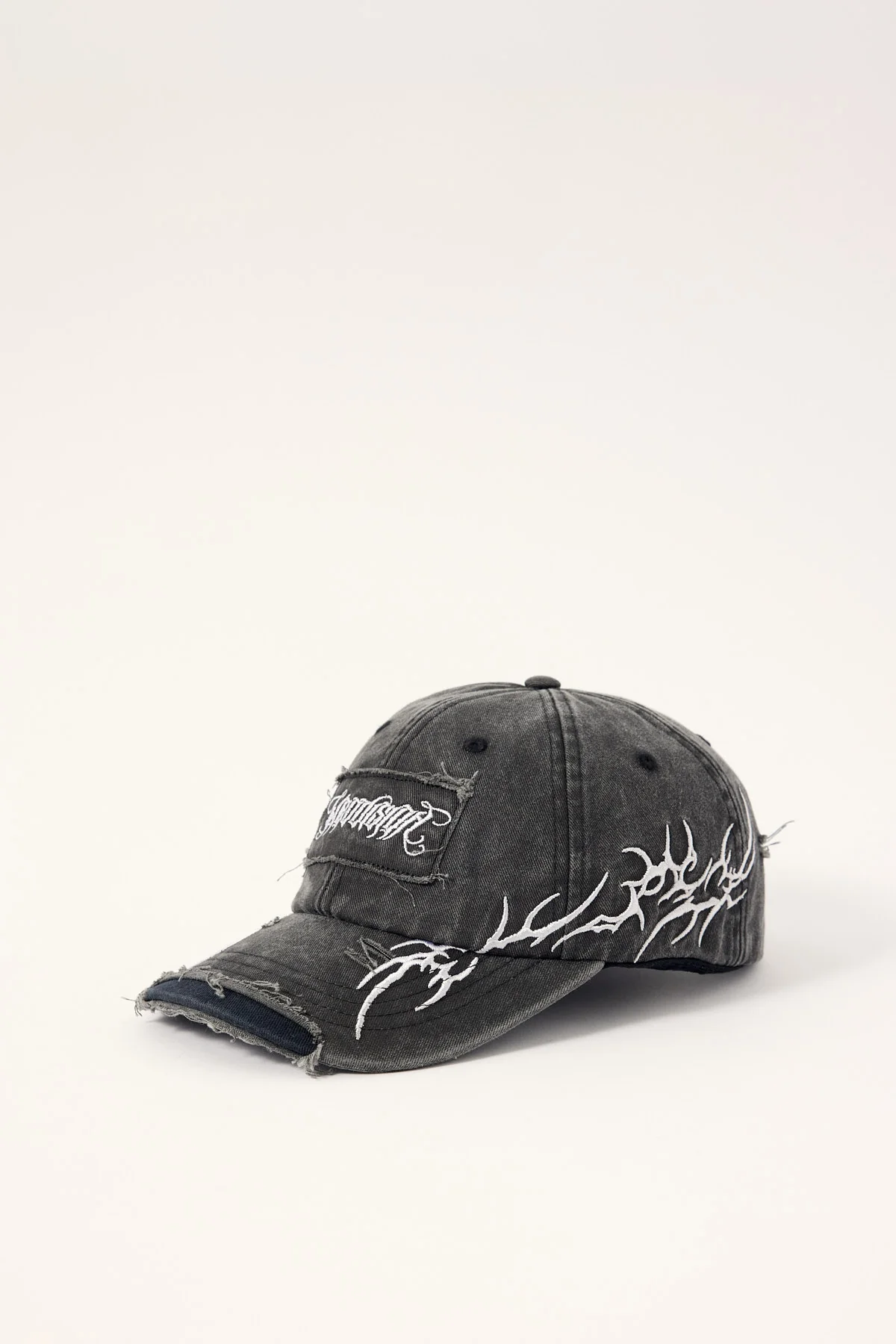 Neovision Patchy Distressed Dad Cap Washed Black - Image 3